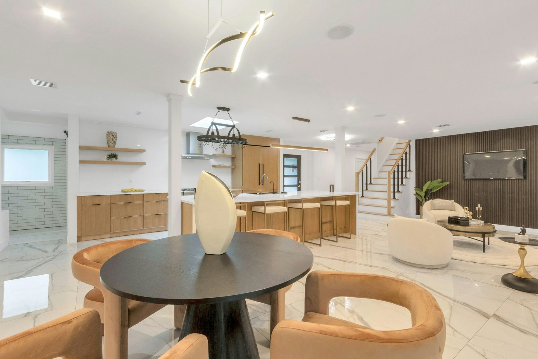 14 Rambling Brook Road 