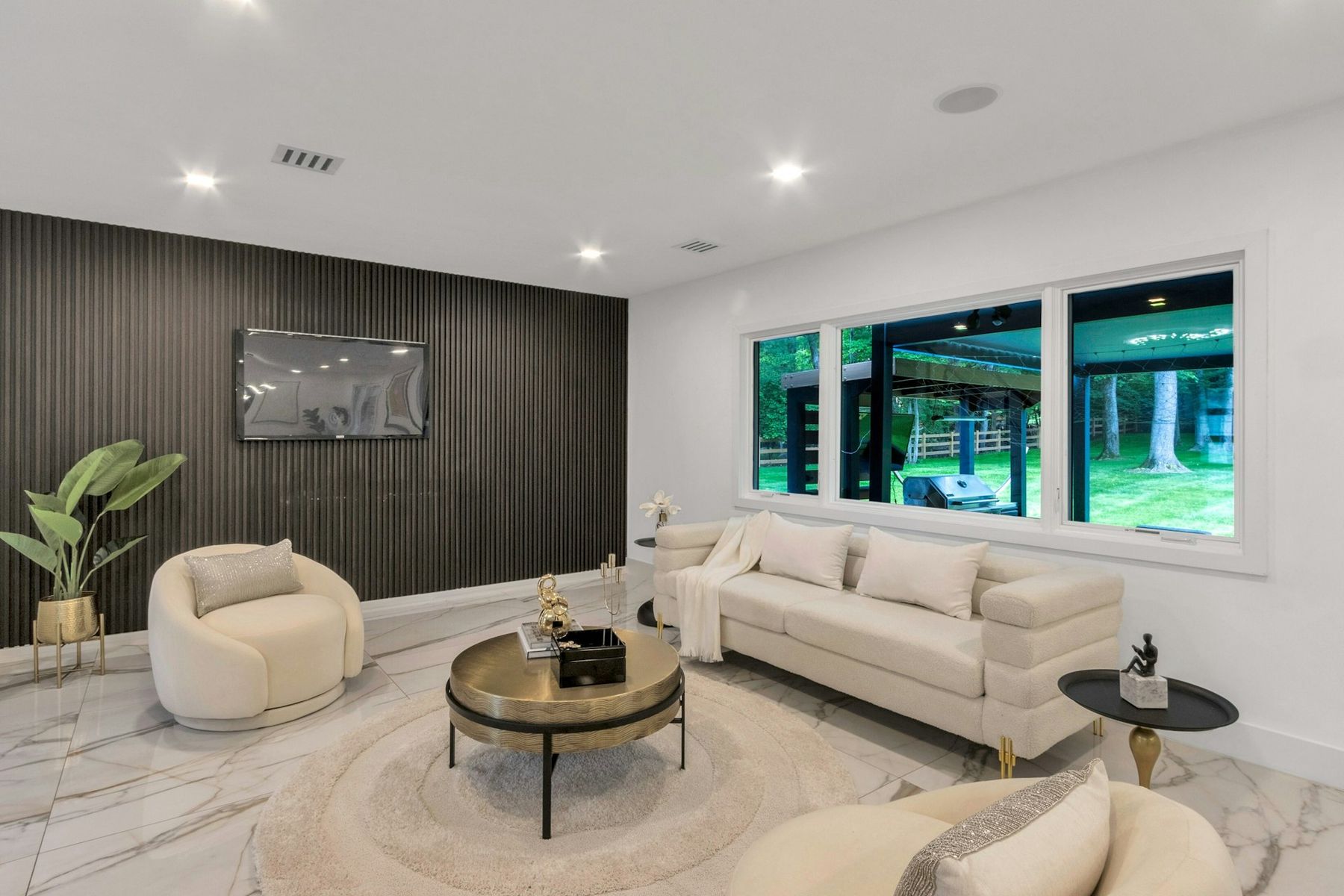 14 Rambling Brook Road 