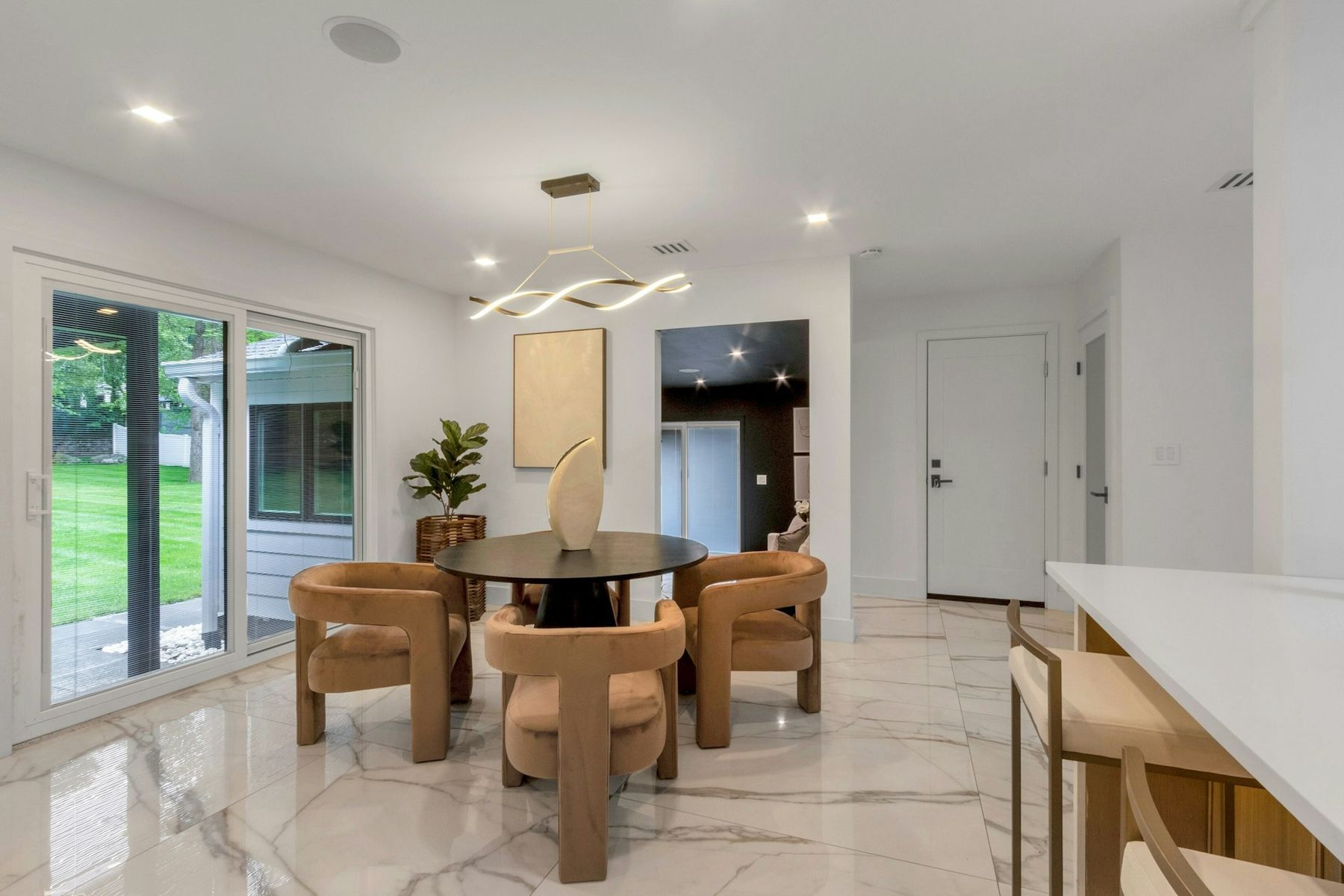 14 Rambling Brook Road 