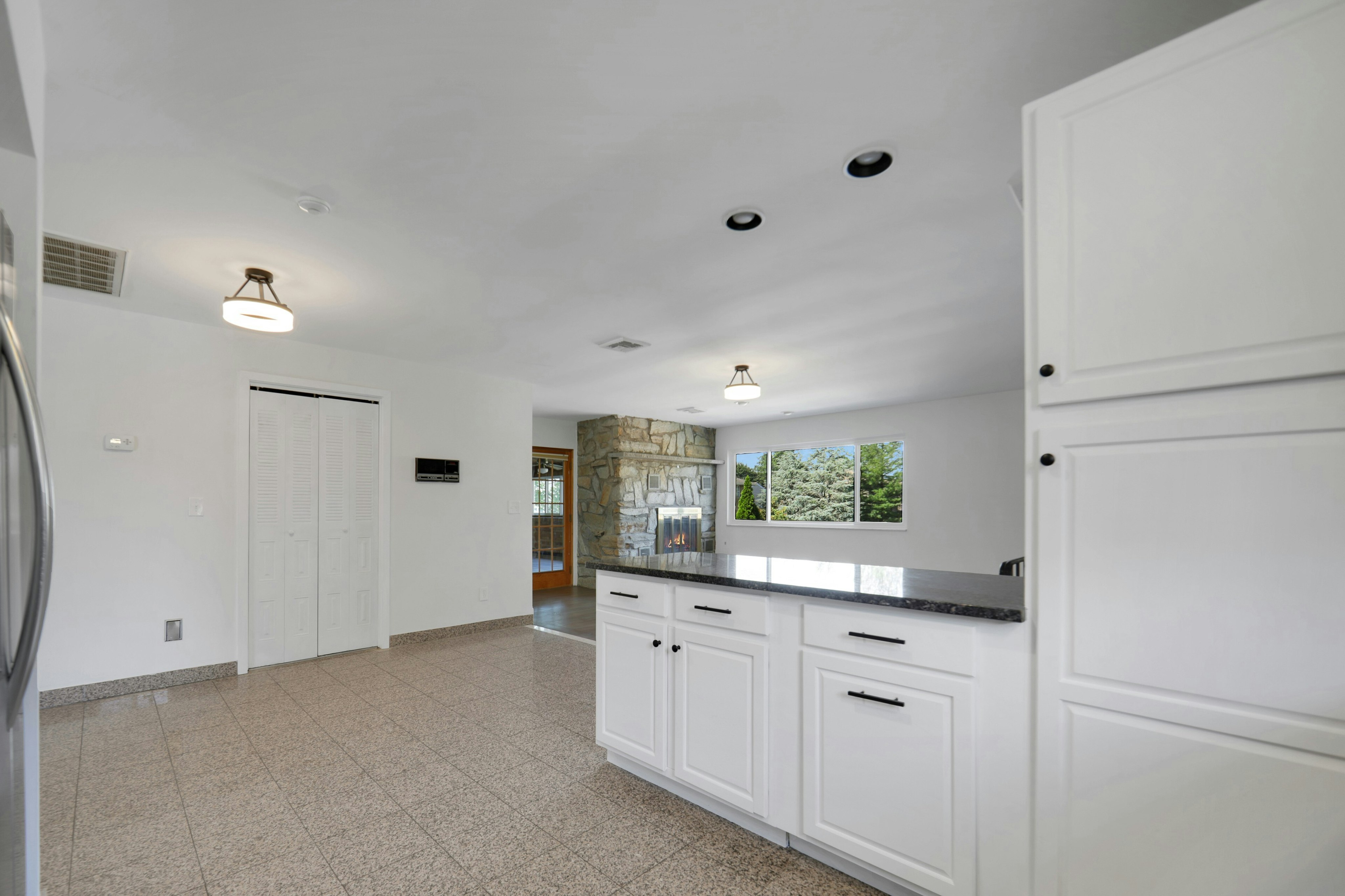 2413 Hammett Avenue Unite A