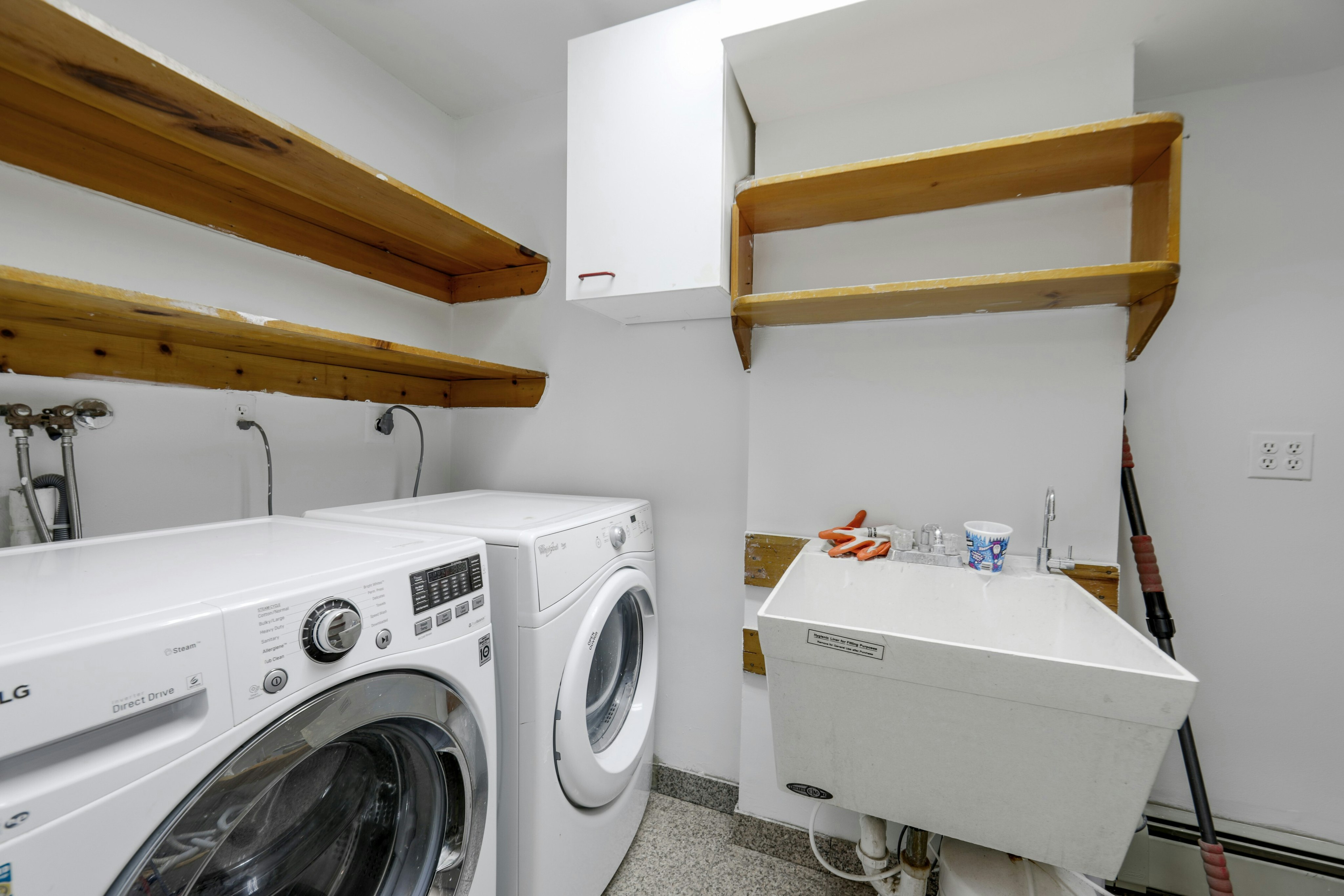 2413 Hammett Avenue Unite A