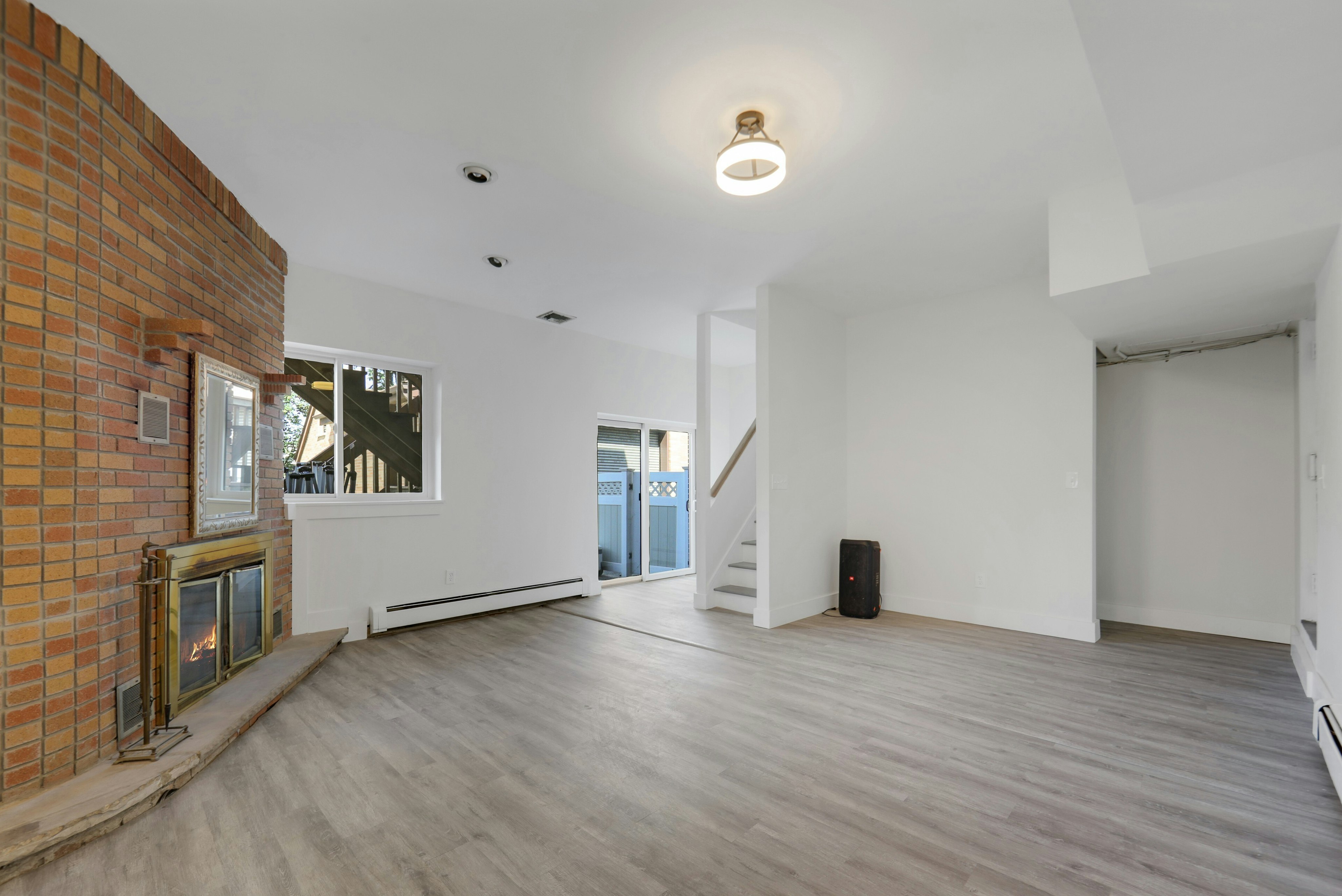 2413 Hammett Avenue Unite A