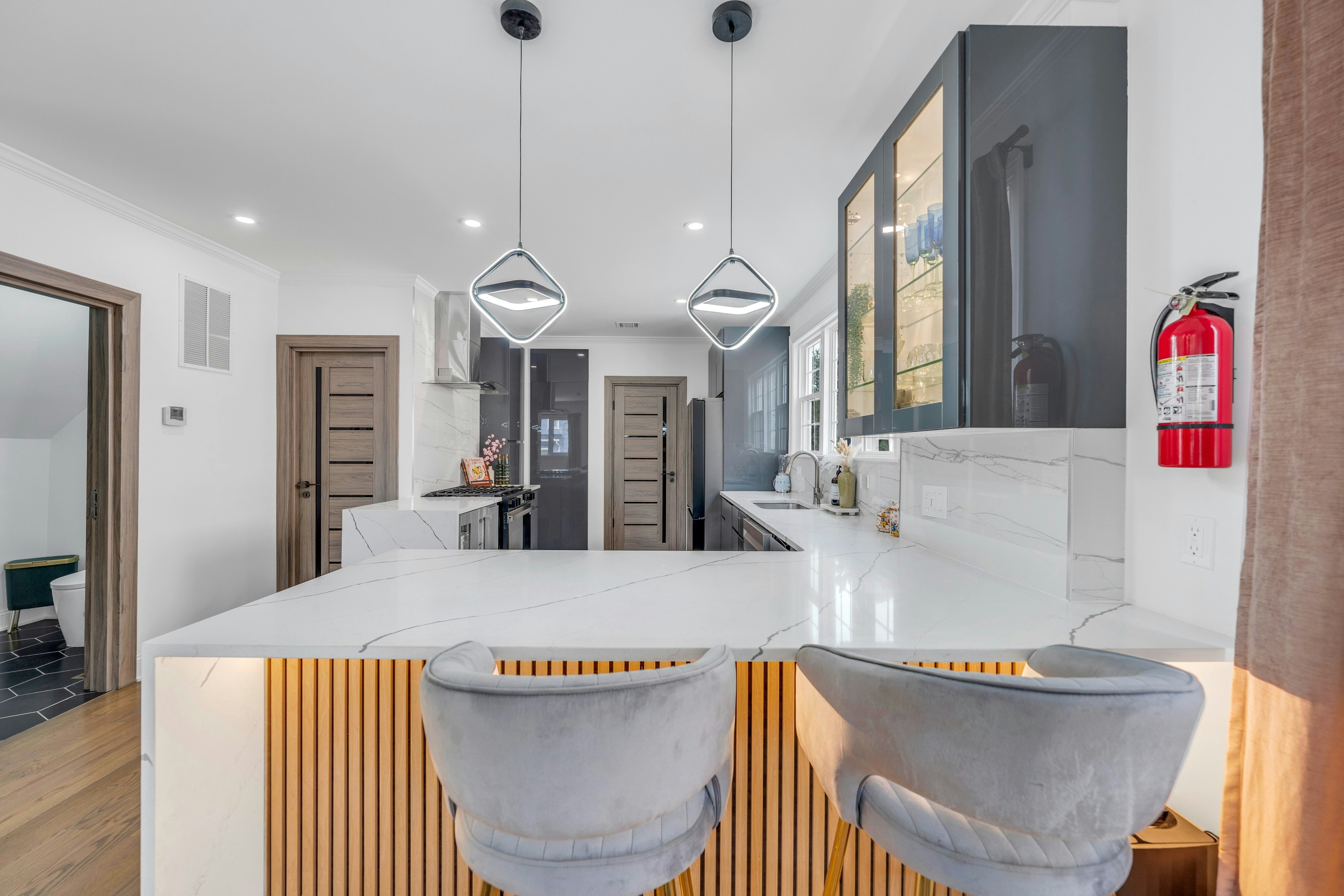 416 Kingsland Avenue 