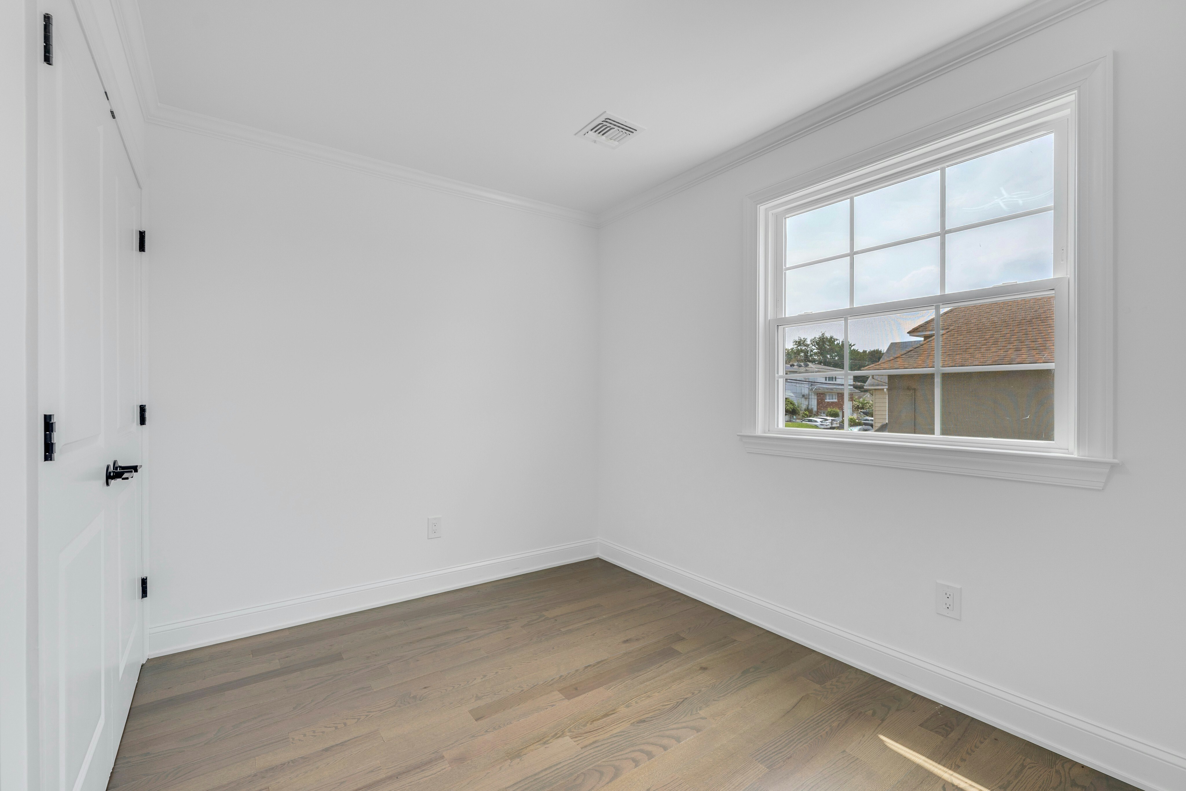 416 Kingsland Avenue 