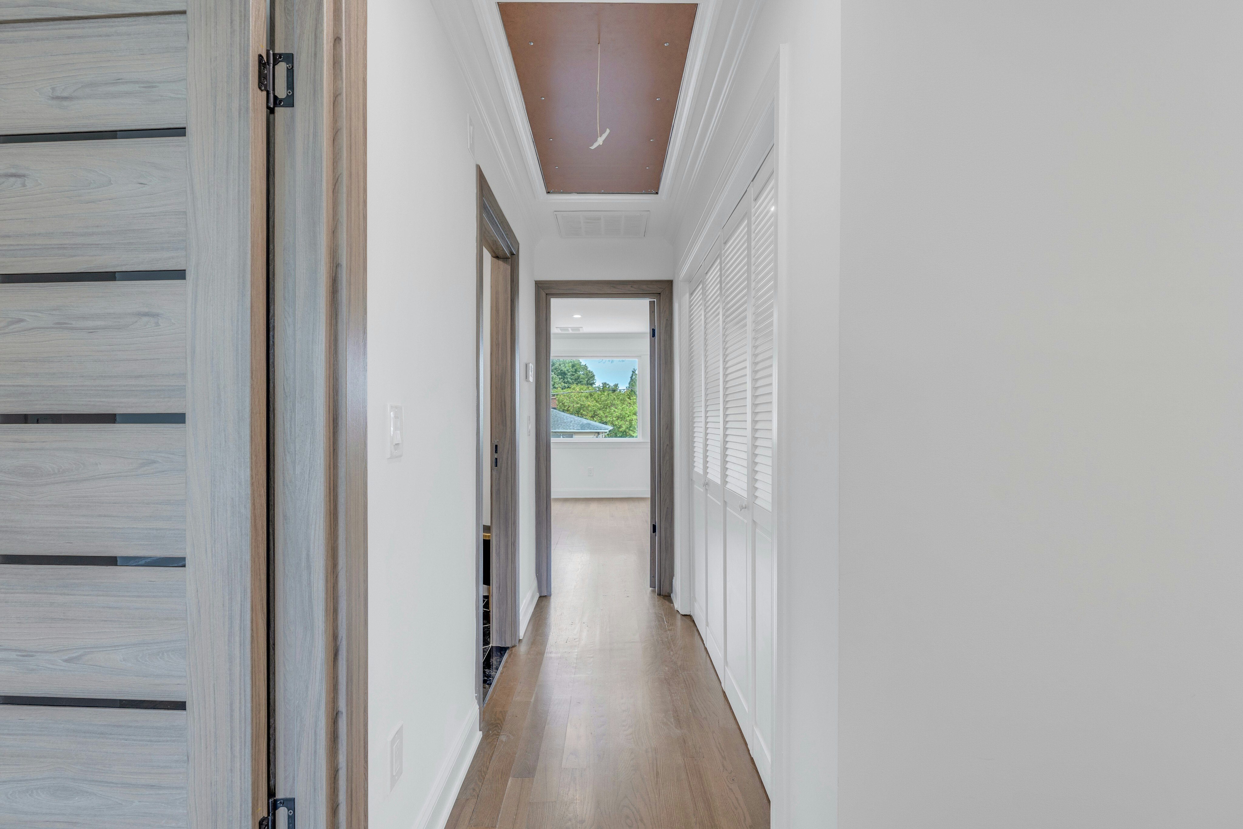 416 Kingsland Avenue 