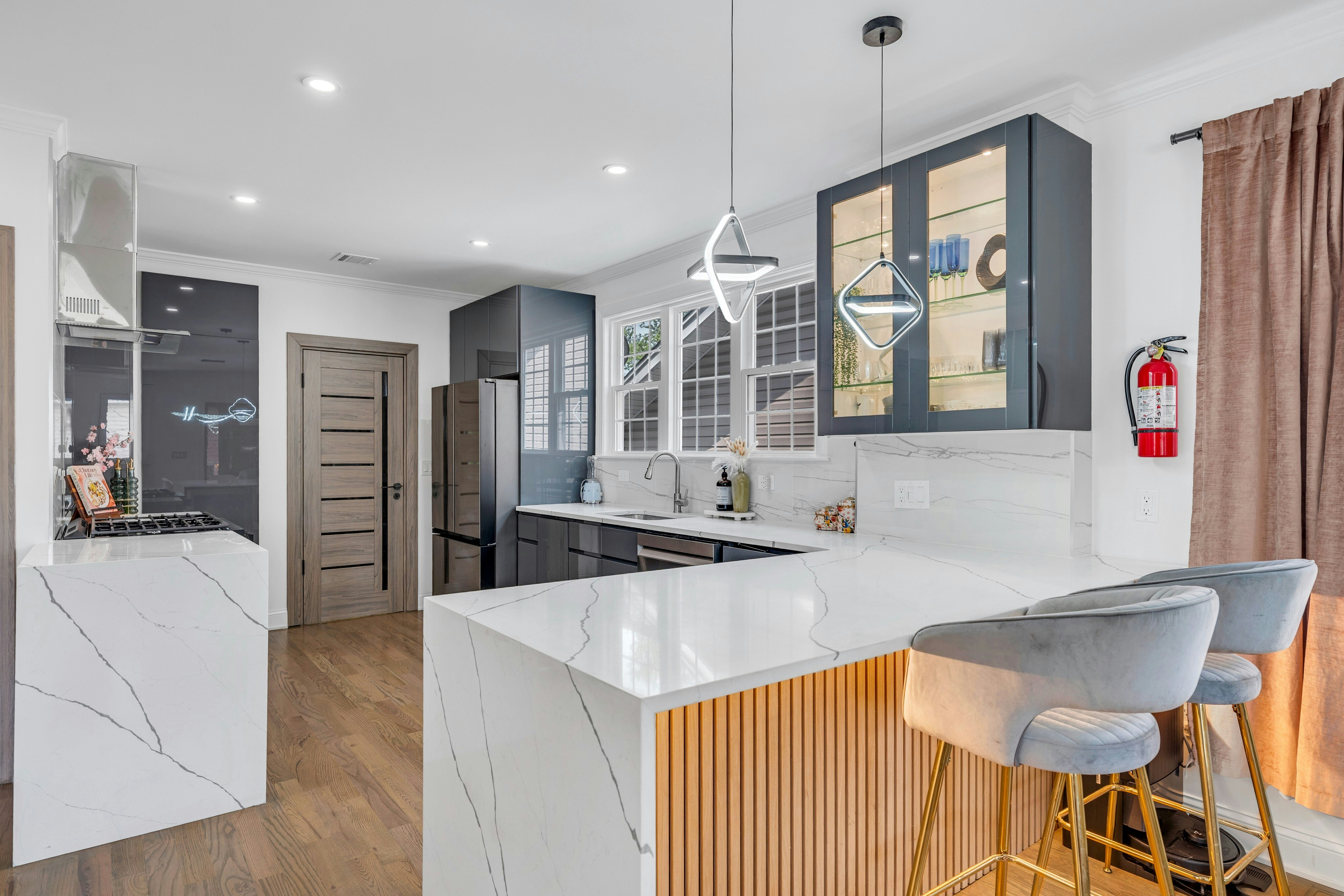 416 Kingsland Avenue 