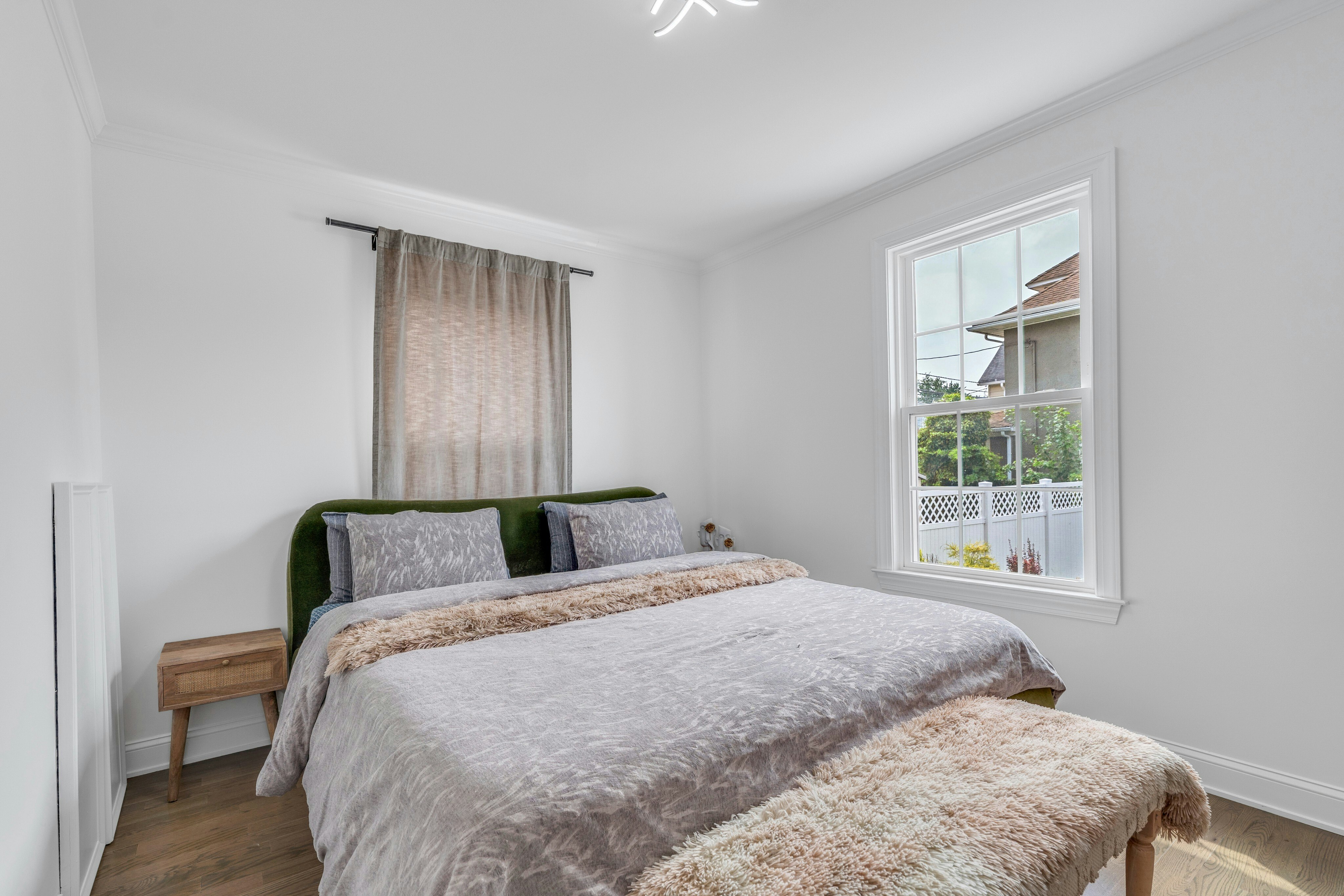 416 Kingsland Avenue 