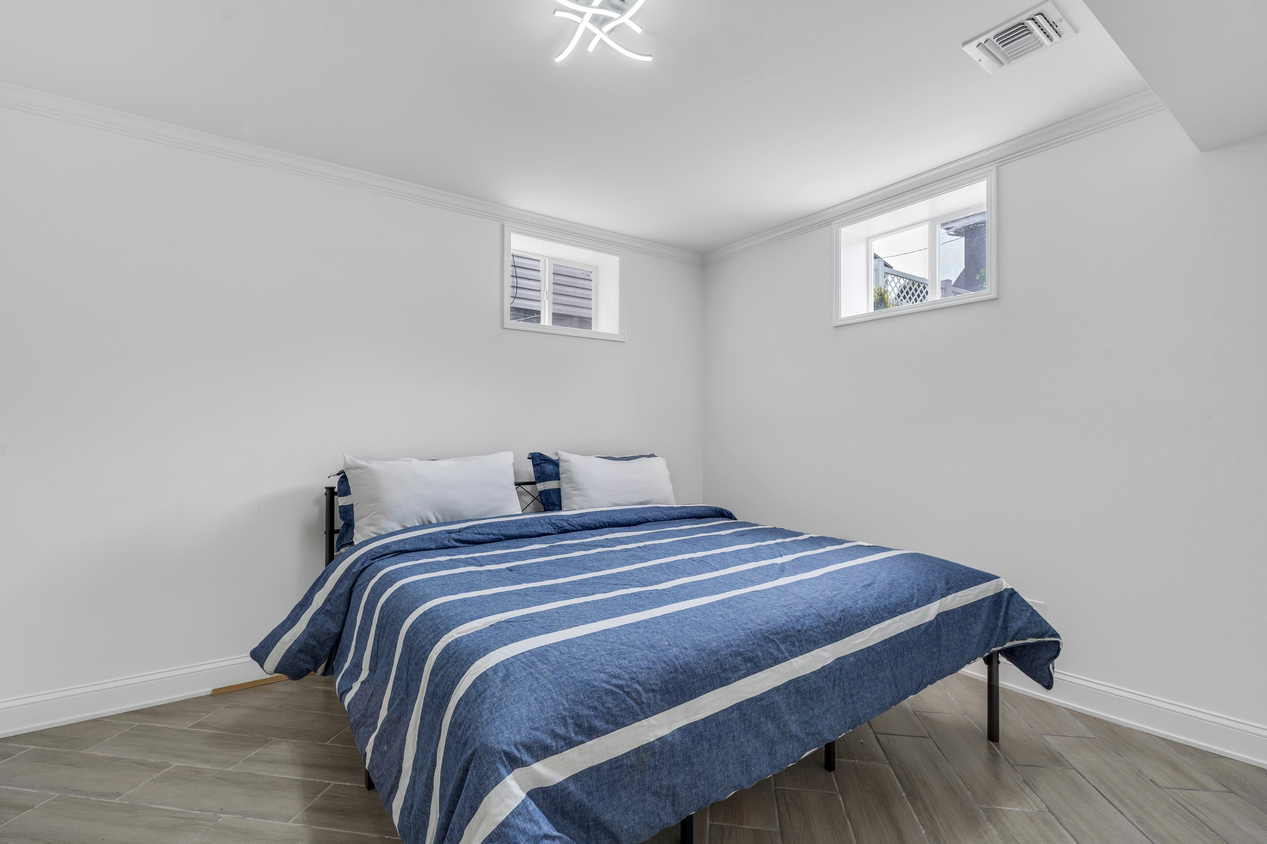 416 Kingsland Avenue 