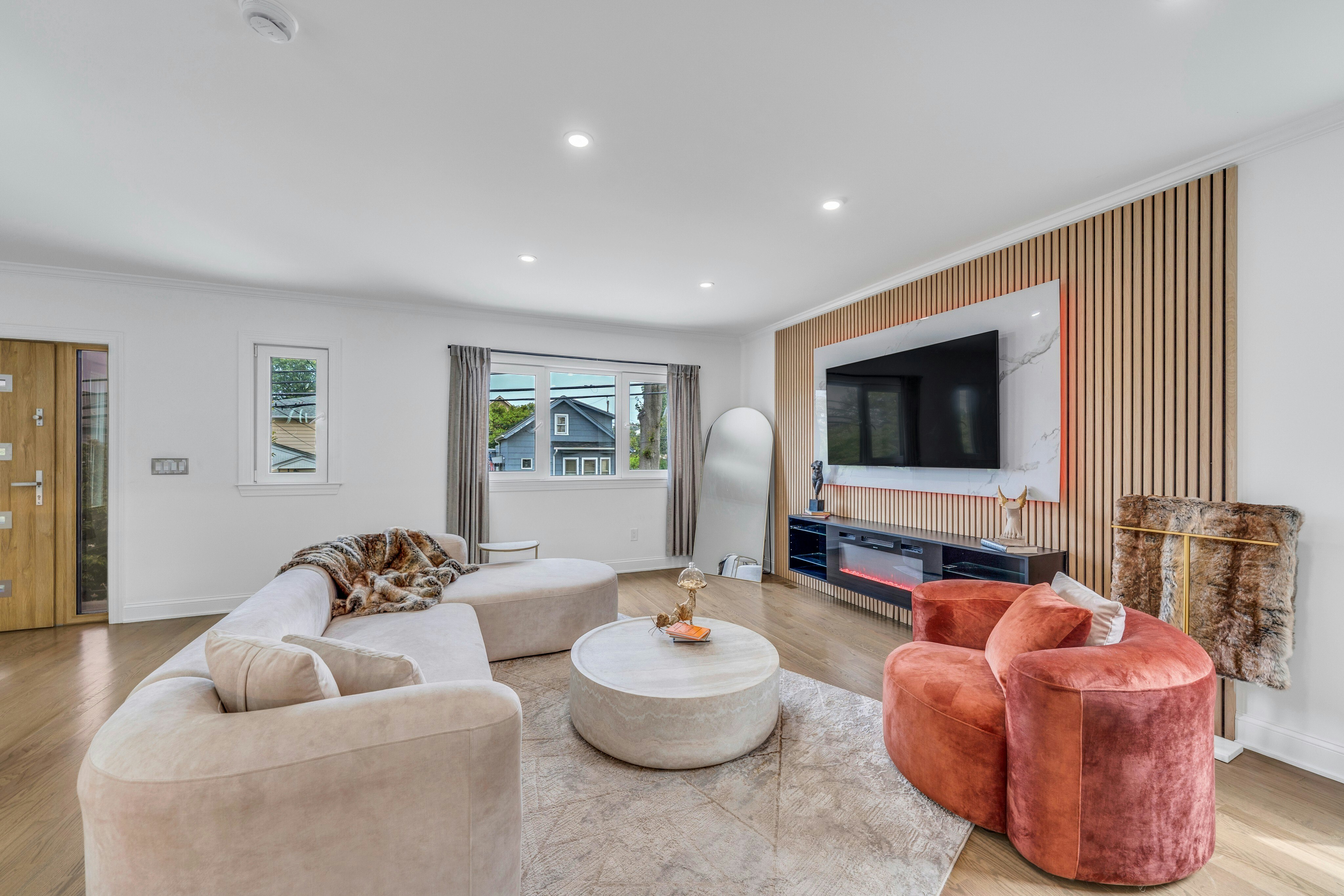 416 Kingsland Avenue 