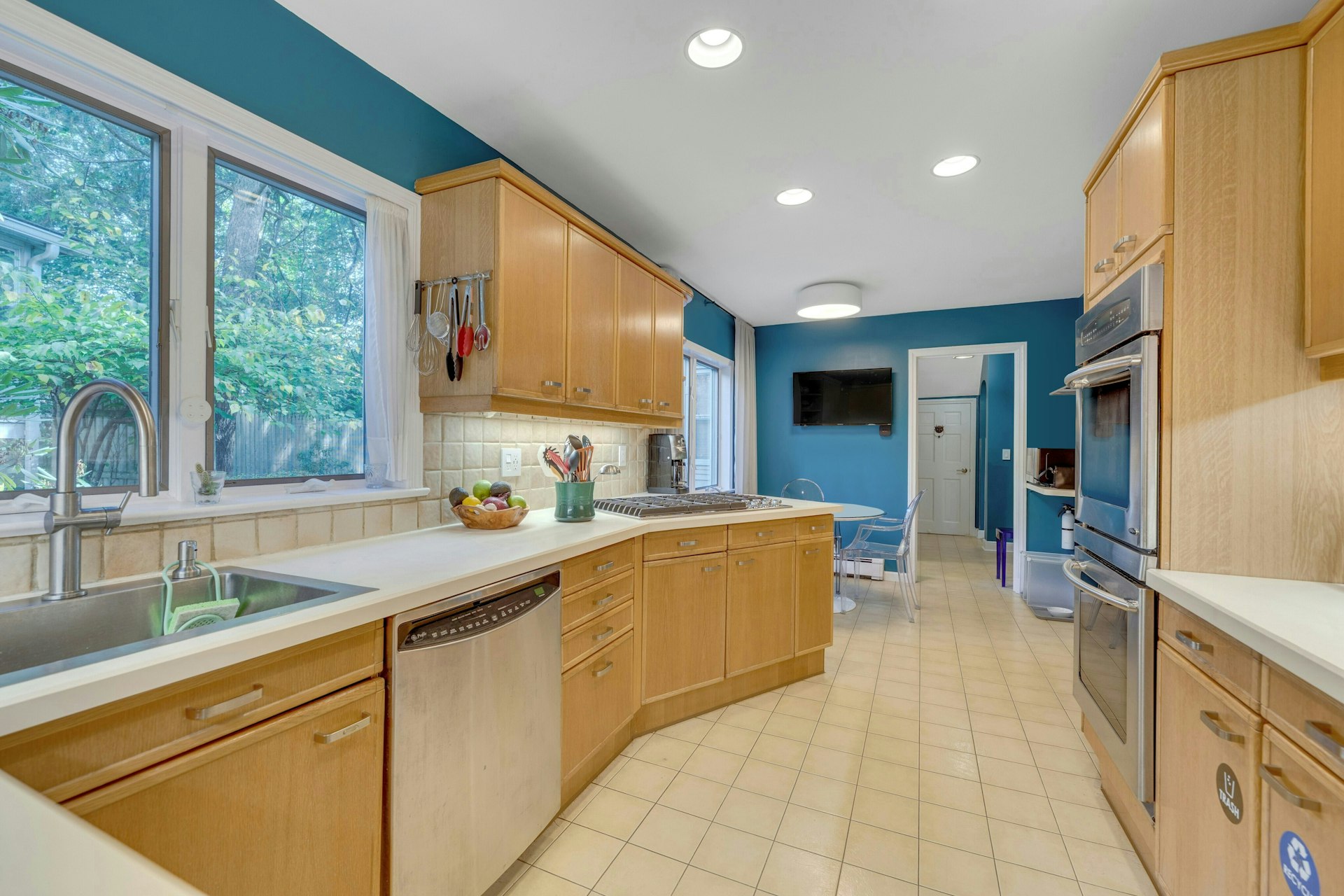 400 Lantana Avenue
