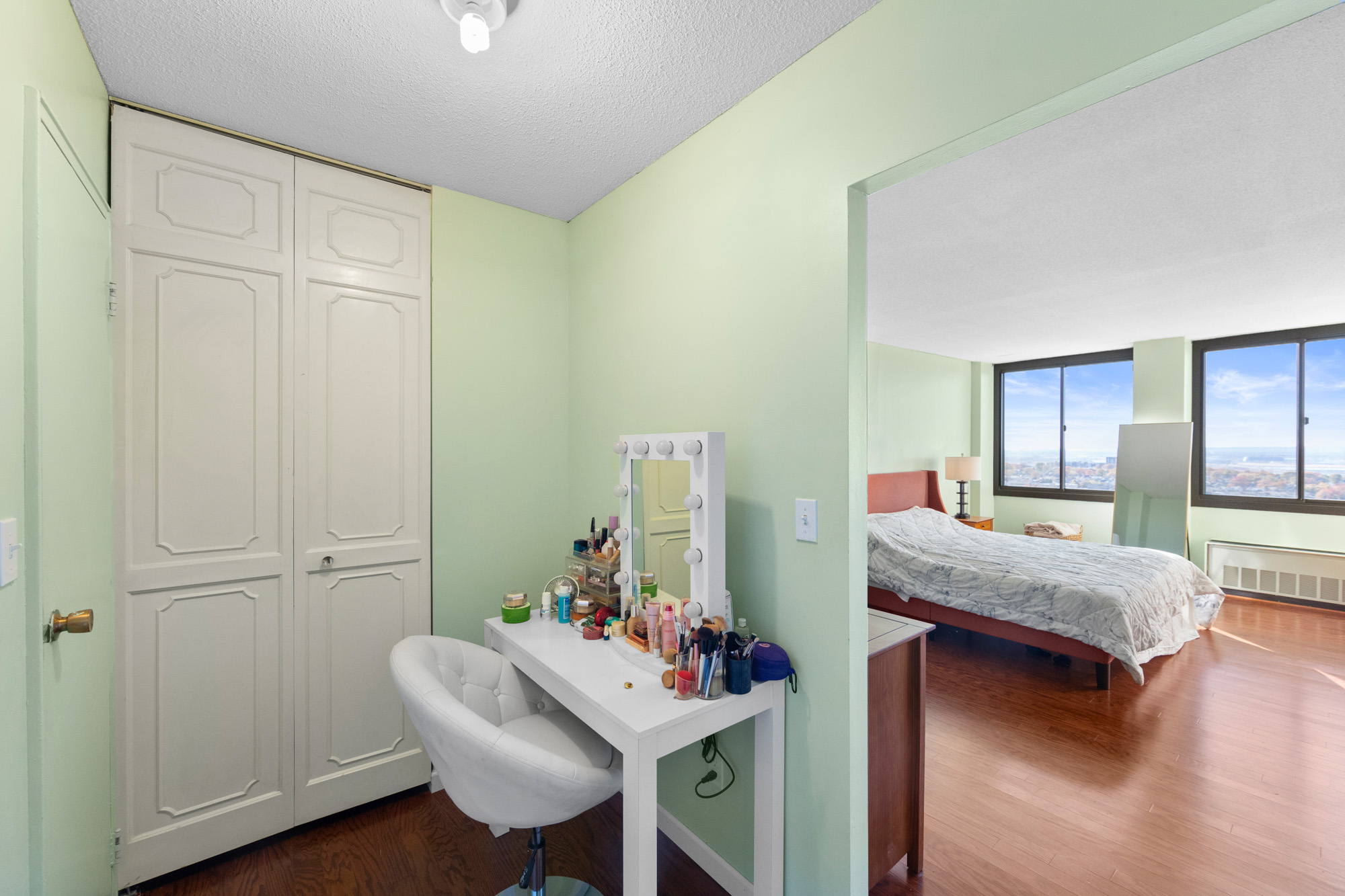 200 Winston Drive Unit# 2403