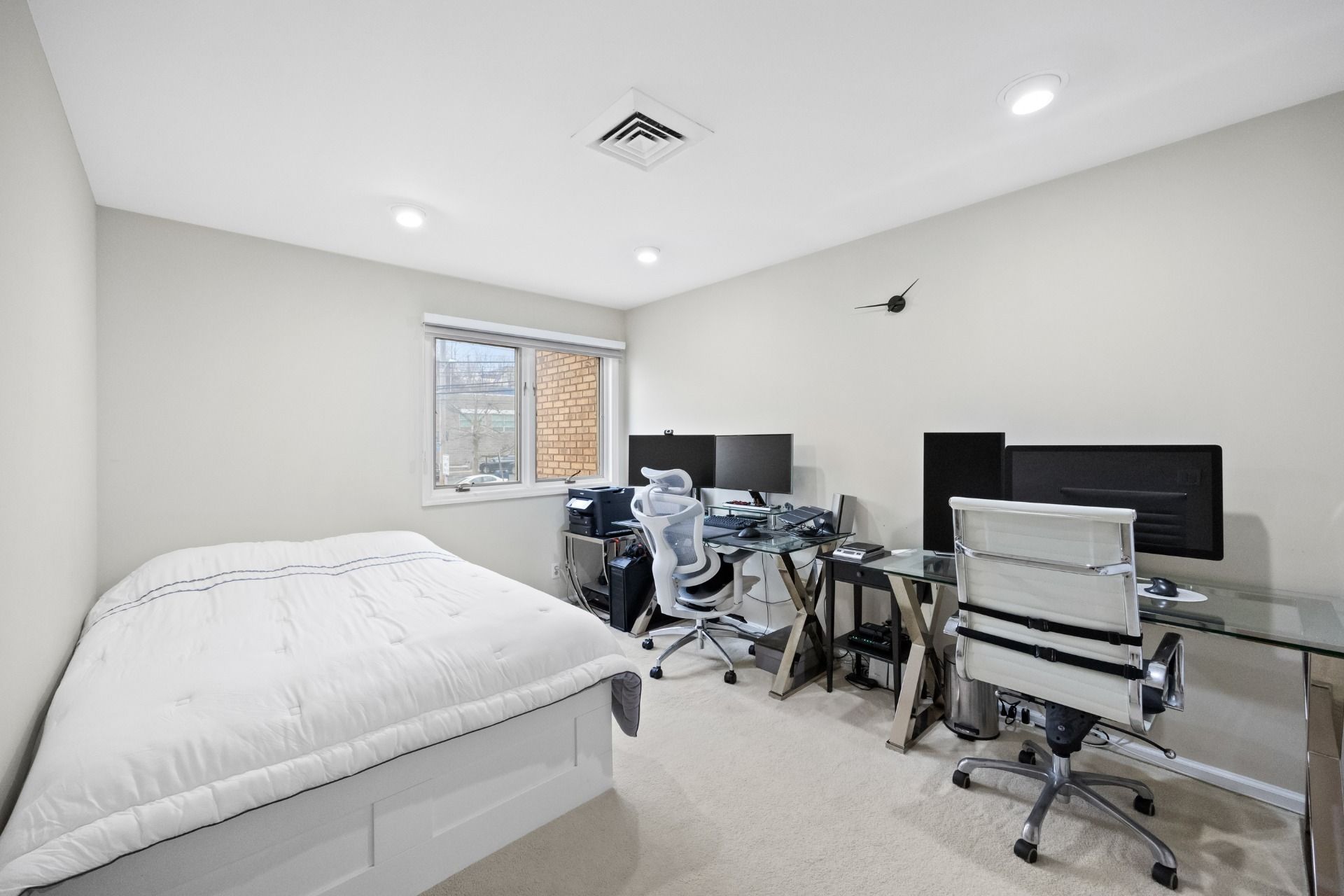 300 Gorge Road Unit 8