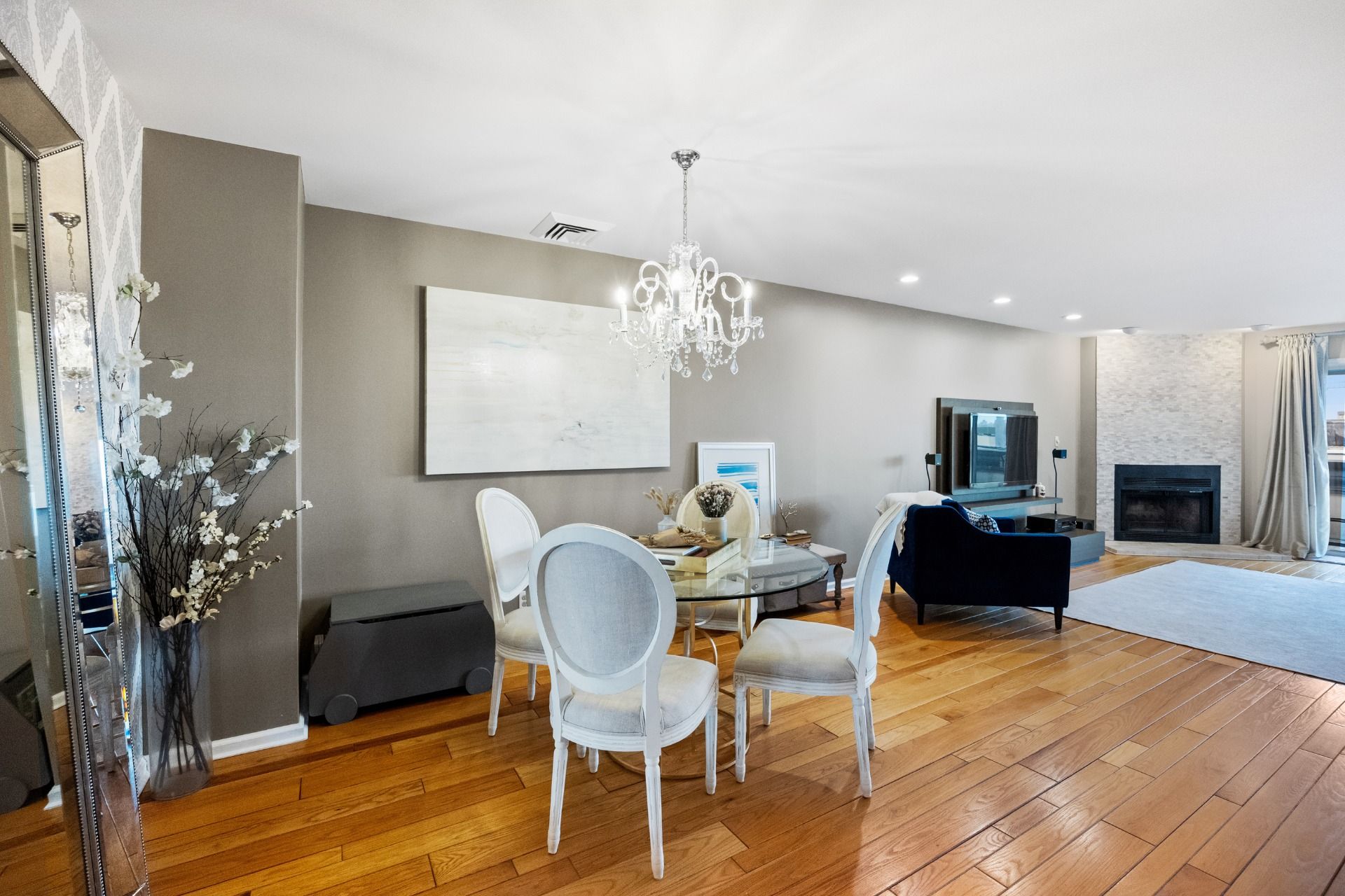 300 Gorge Road Unit 8