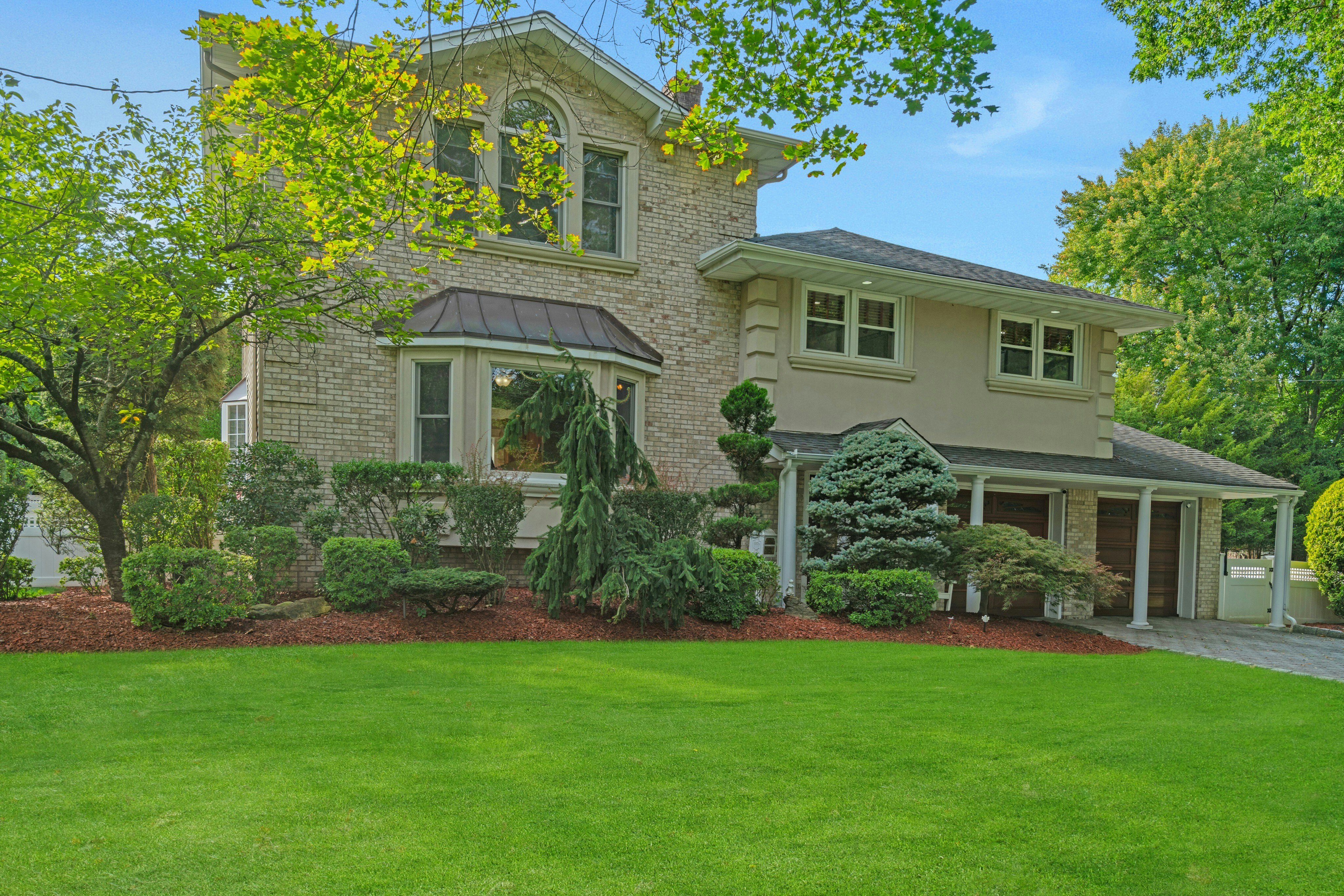 15 Burns Place 