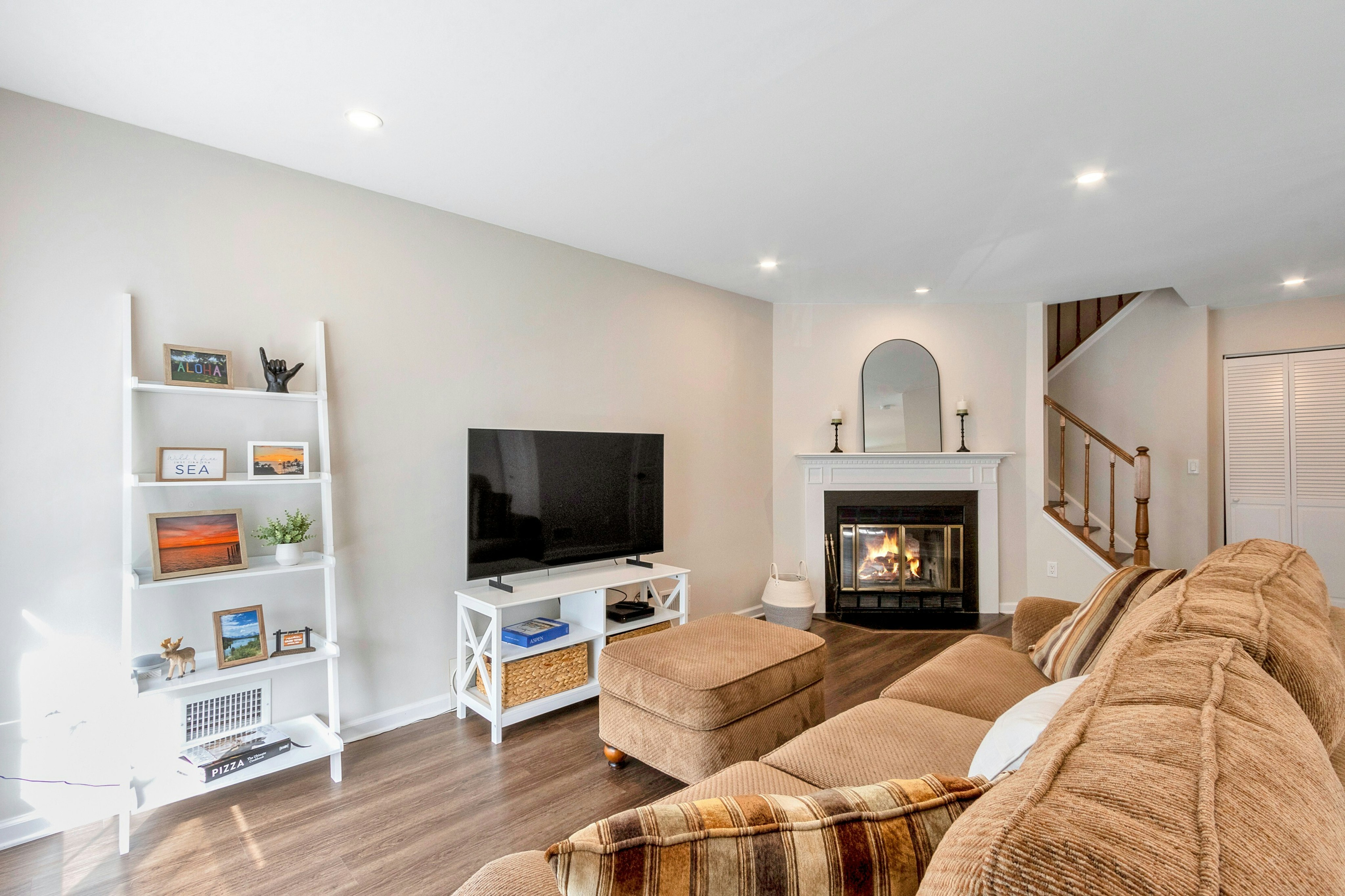 686 Plum Terrace 