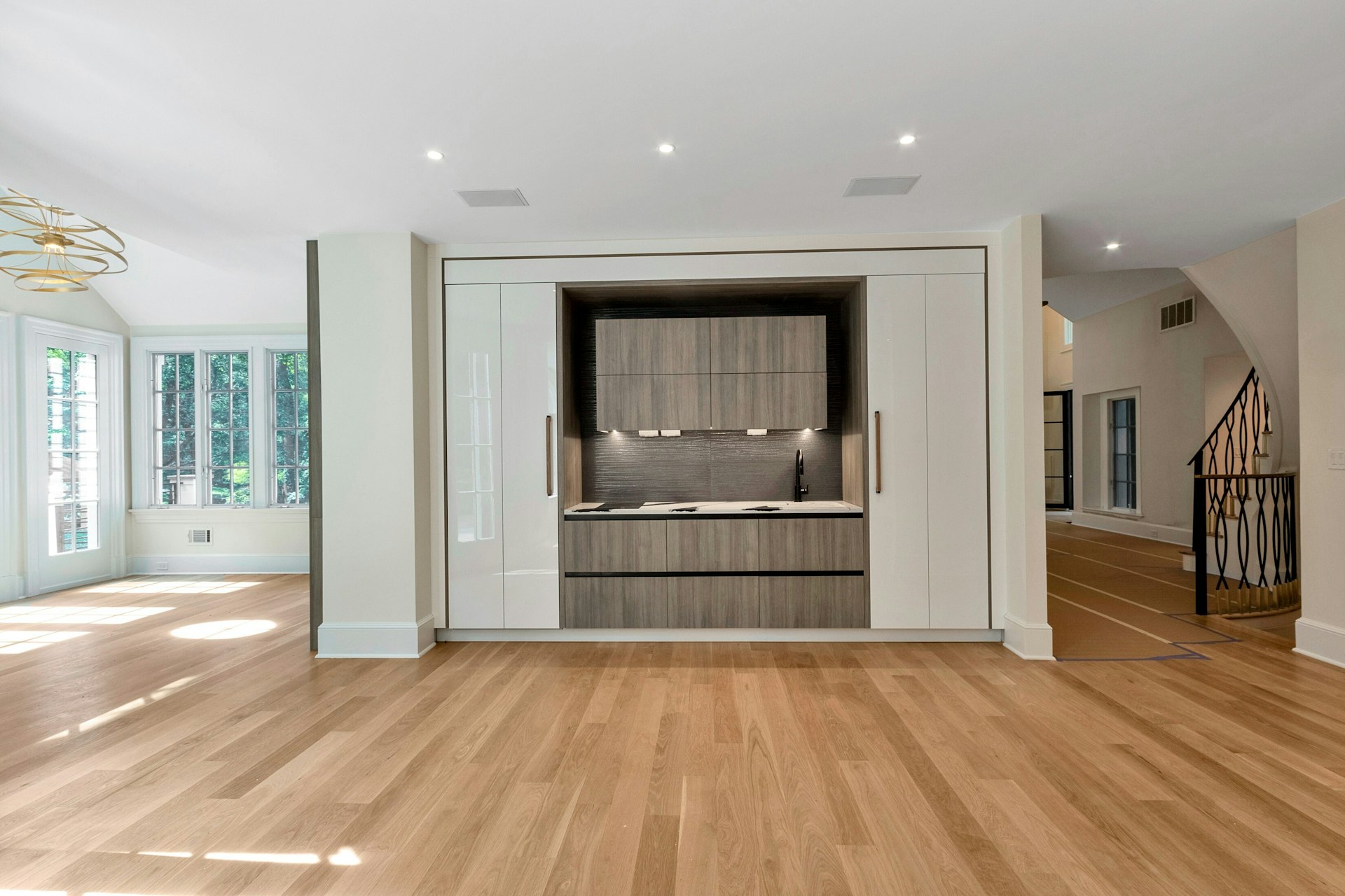 4 Duck Pond Road