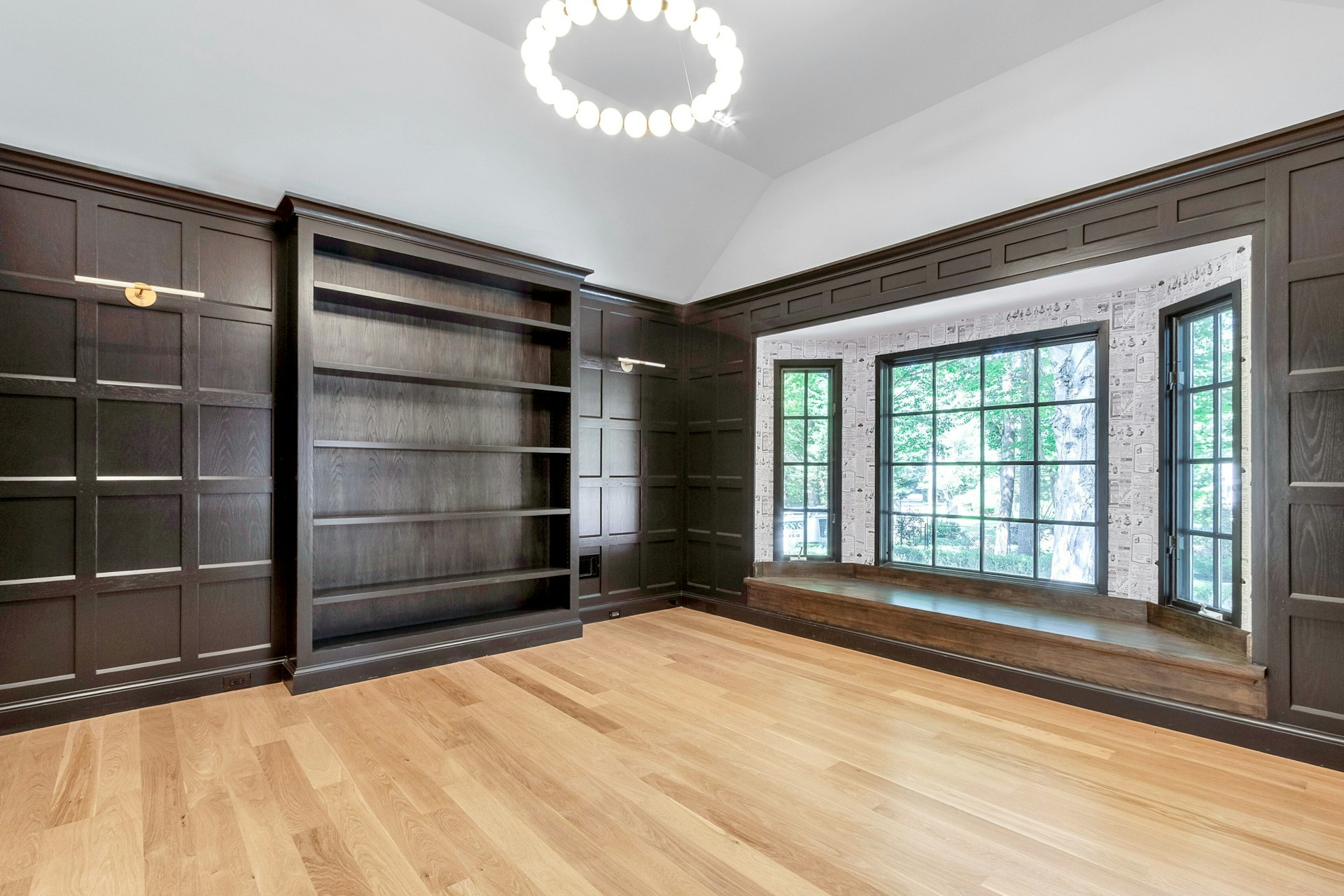4 Duck Pond Road