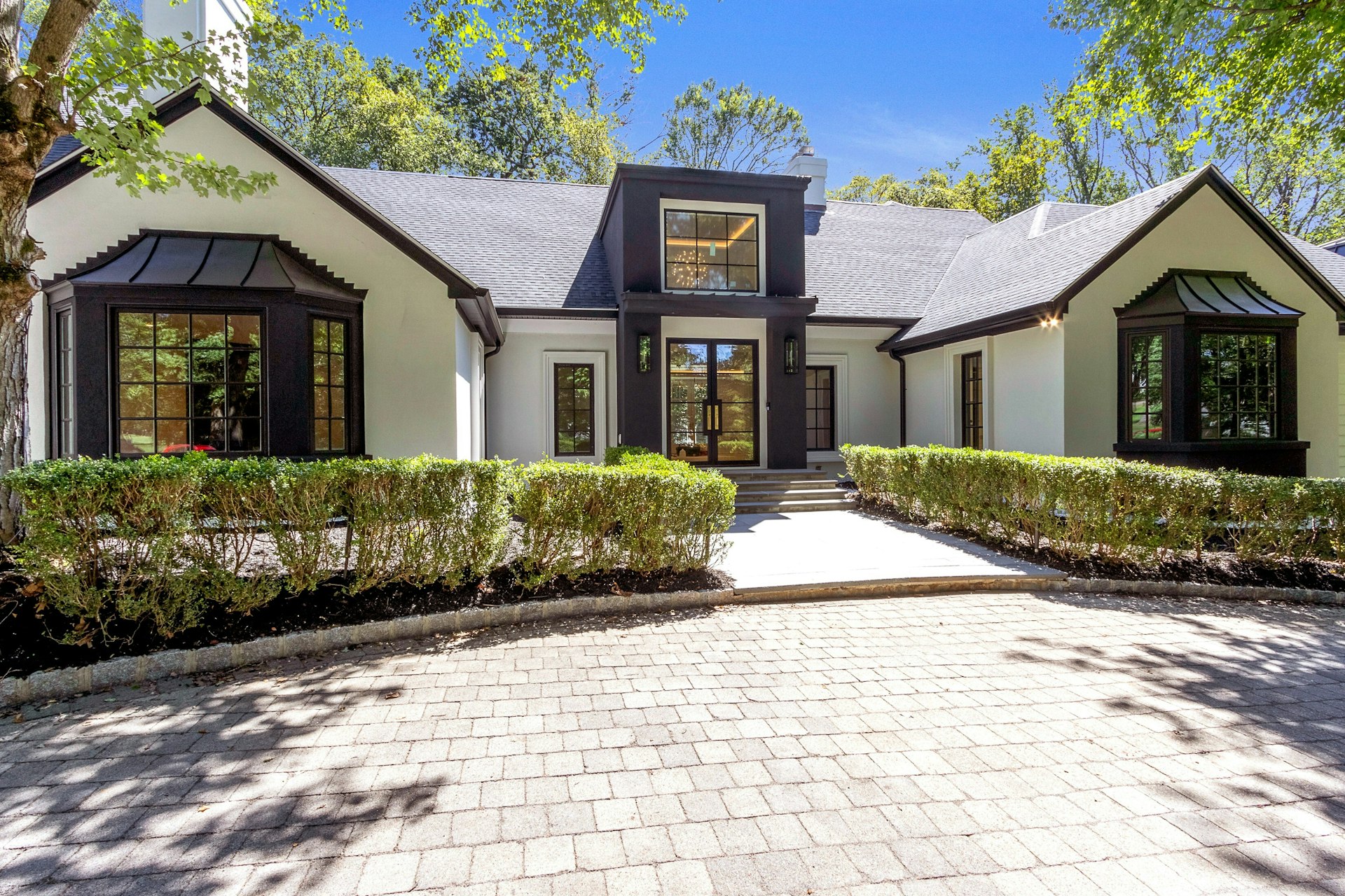 4 Duck Pond Road