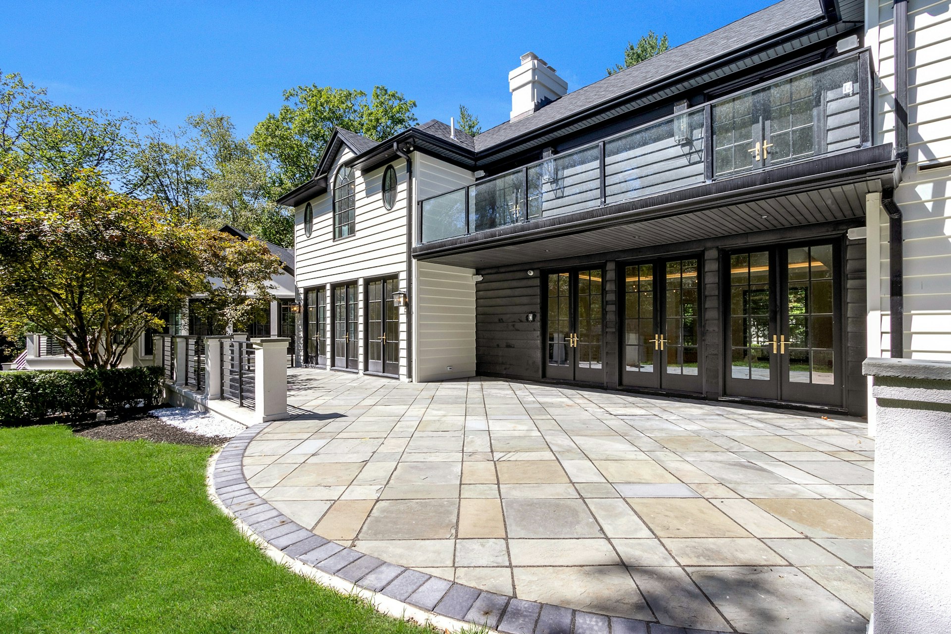 4 Duck Pond Road