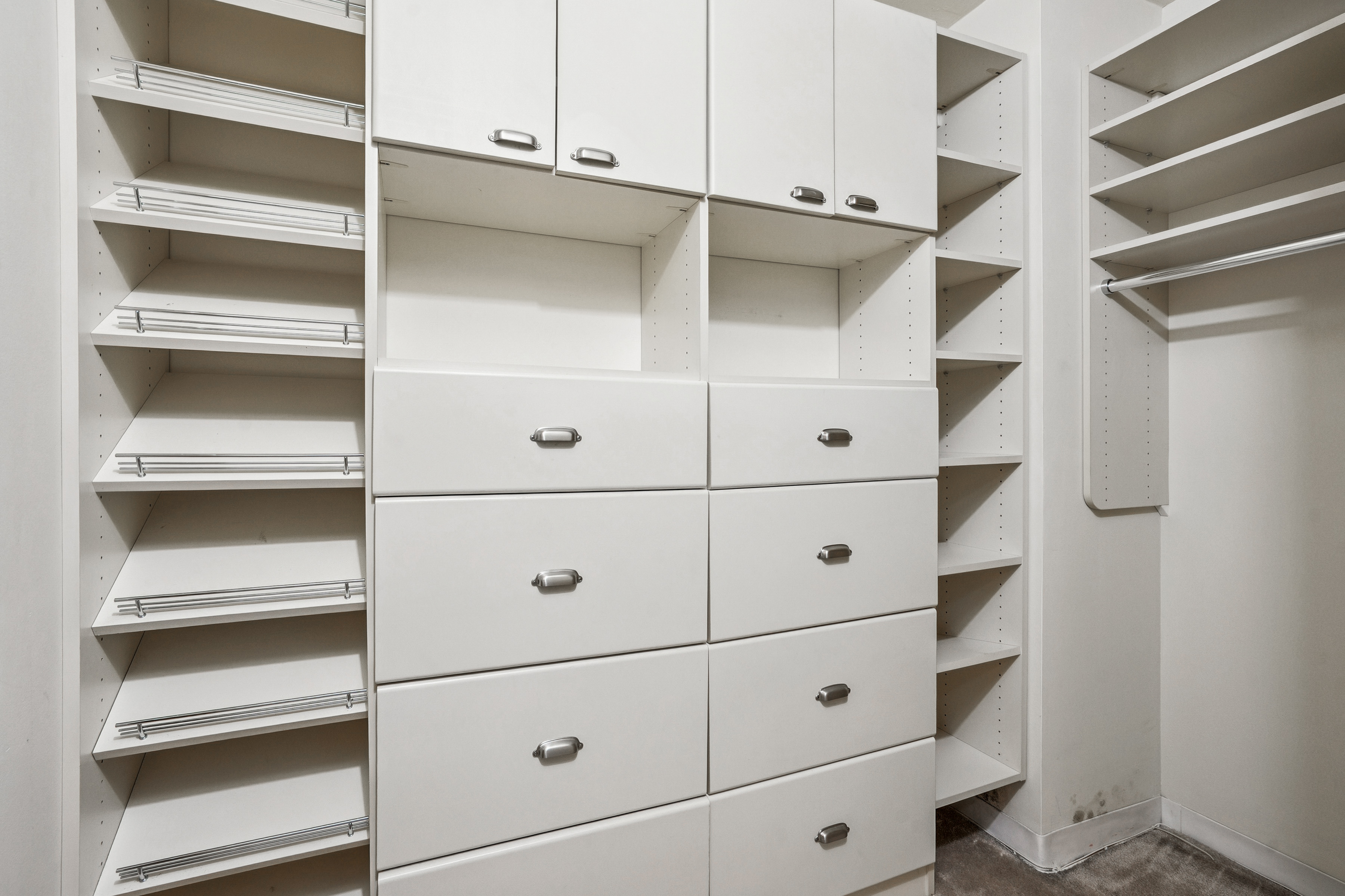 2 Claridge Drive Unit 7DE