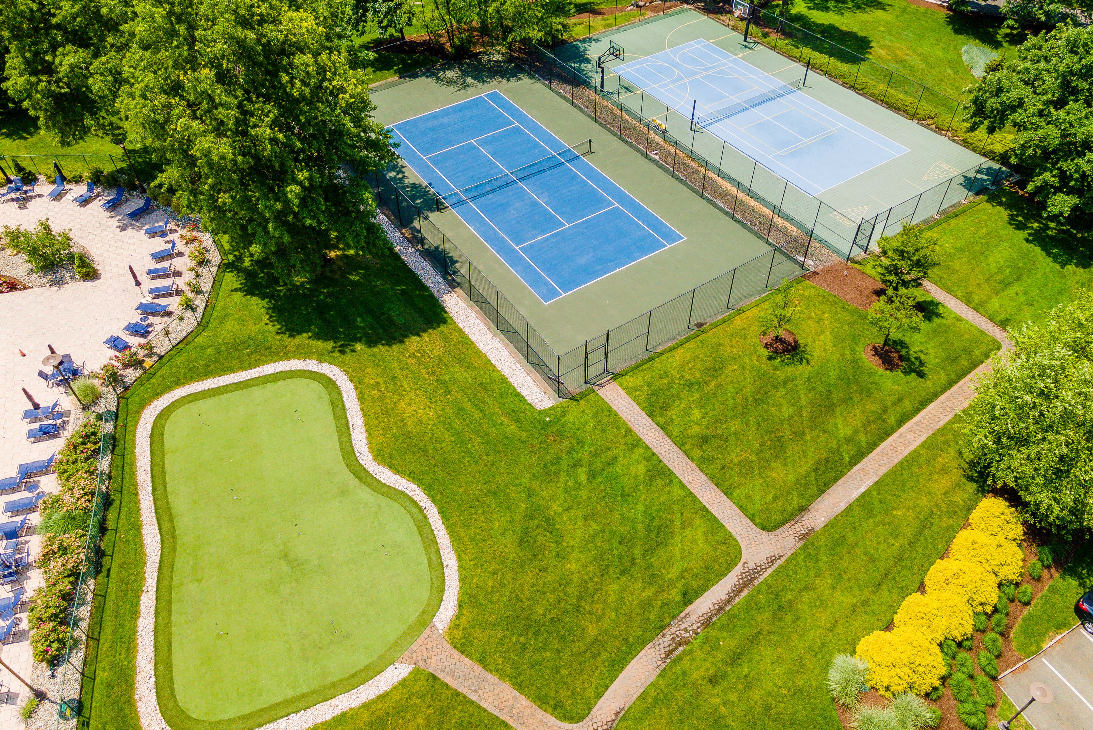 2 Claridge Drive Unit 7DE