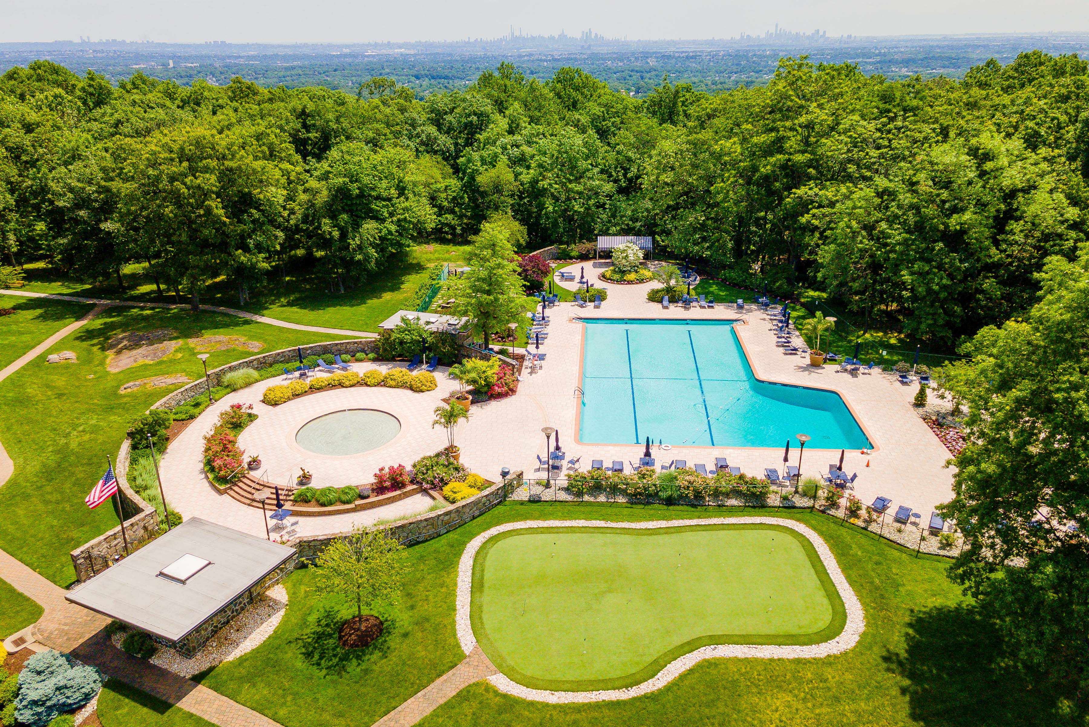 2 Claridge Drive Unit 7DE