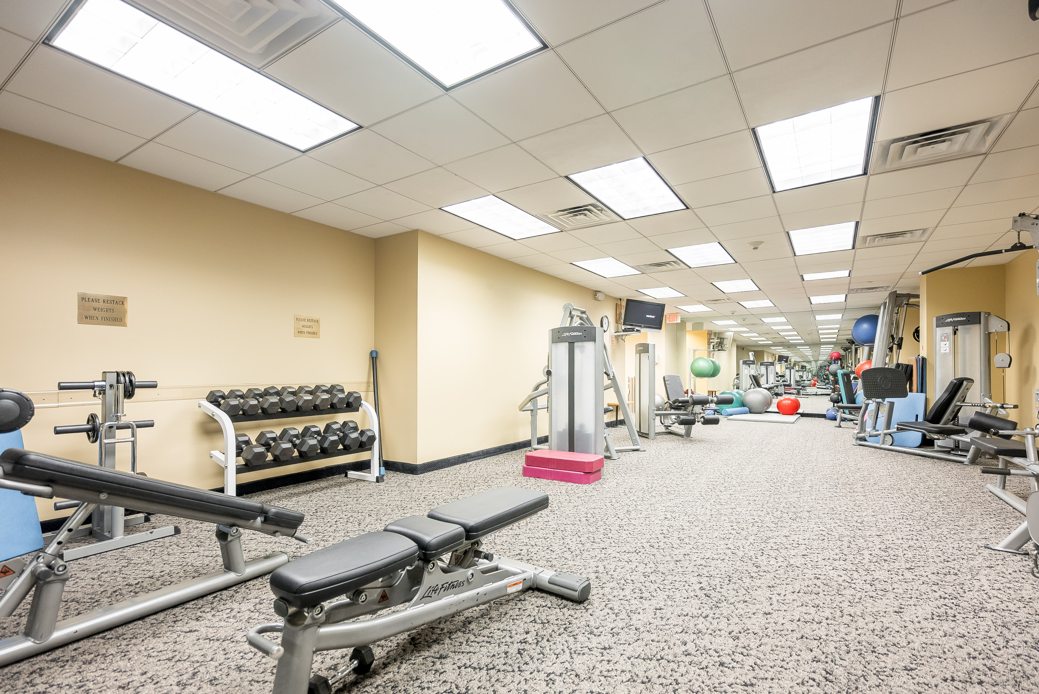 2 Claridge Drive Unit 7DE