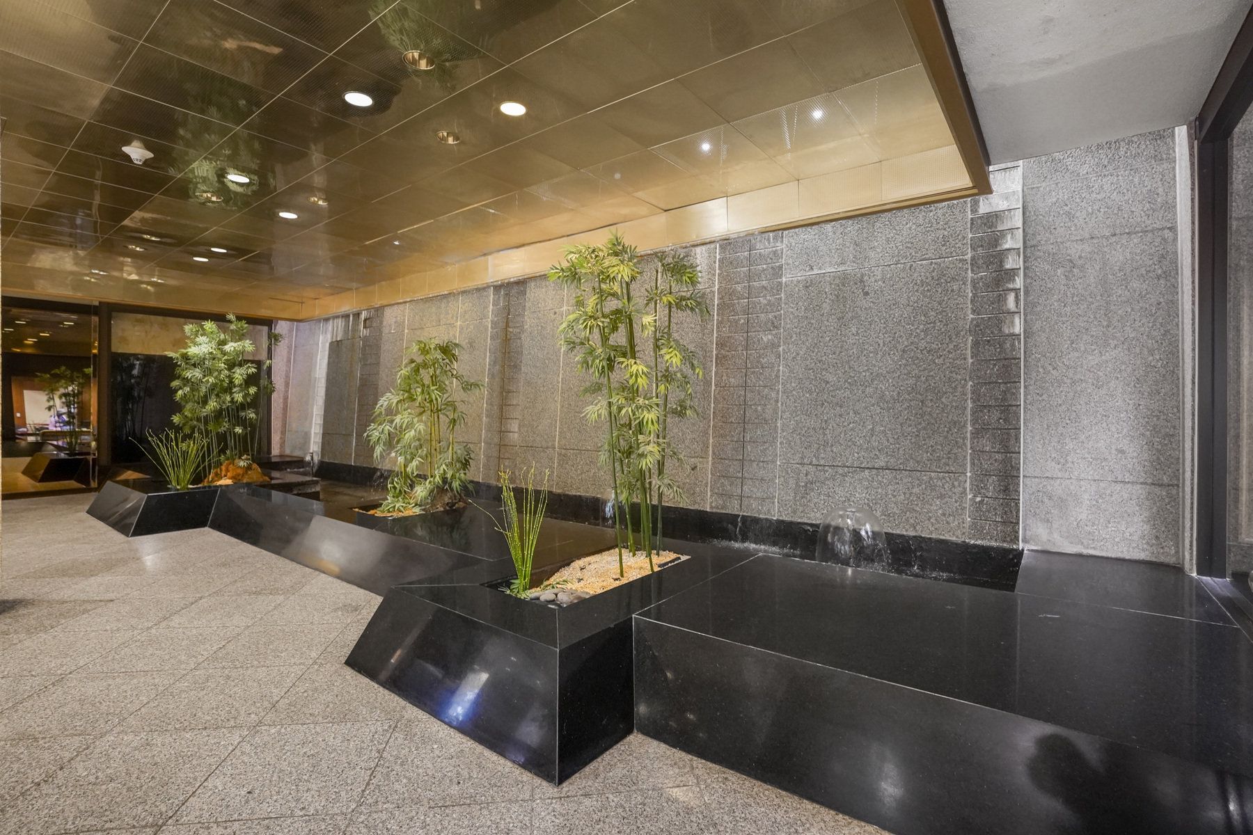 2 Claridge Drive Unit 7DE