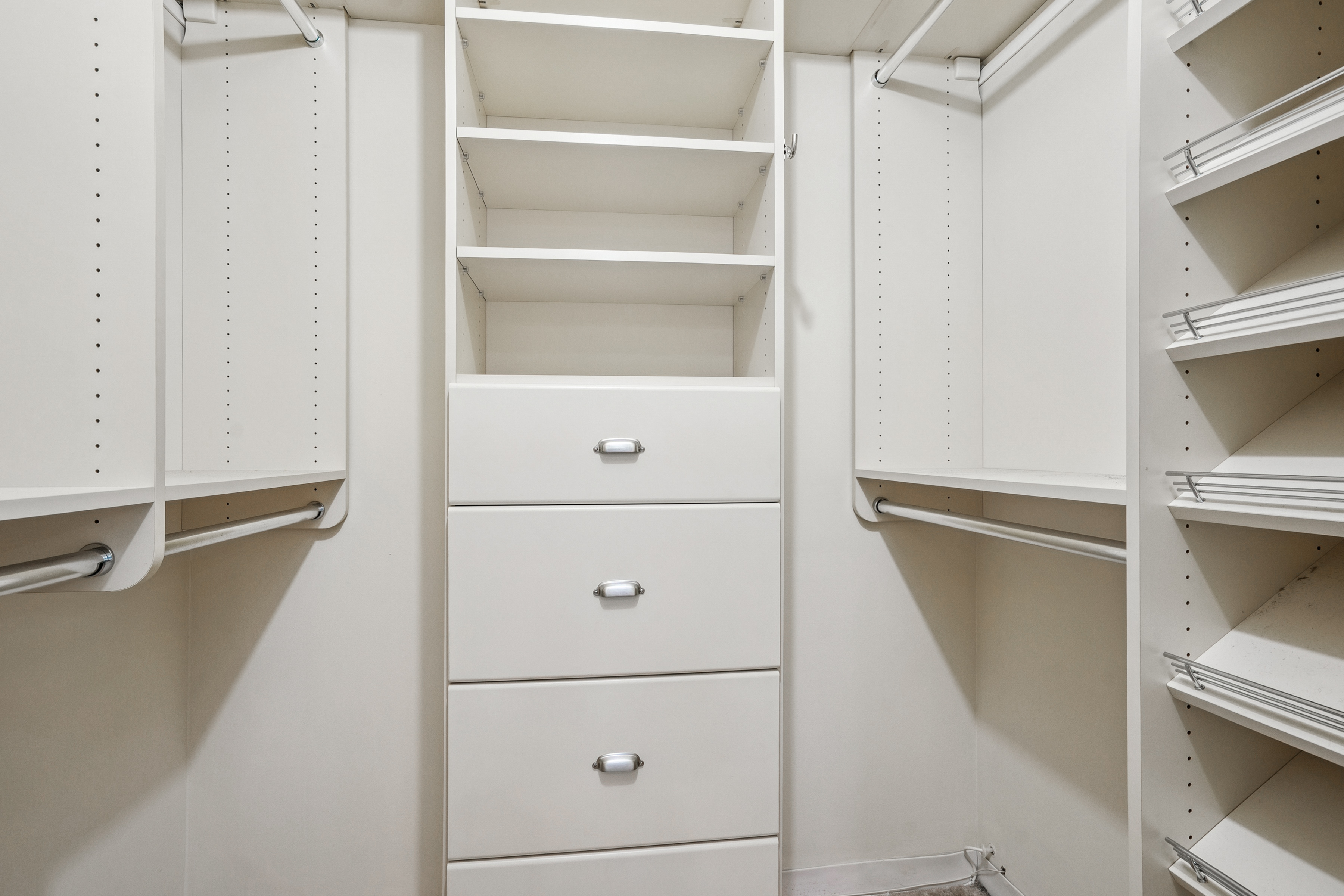 2 Claridge Drive Unit 7DE