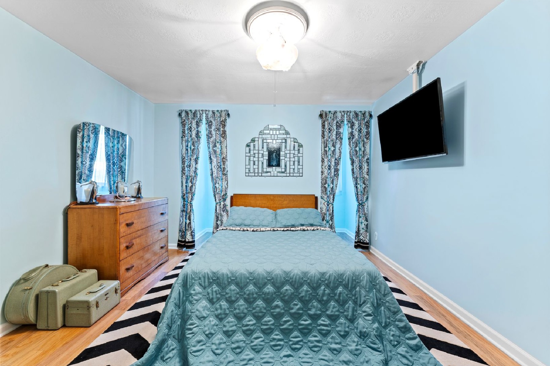 6040 JFK Boulevard East MA