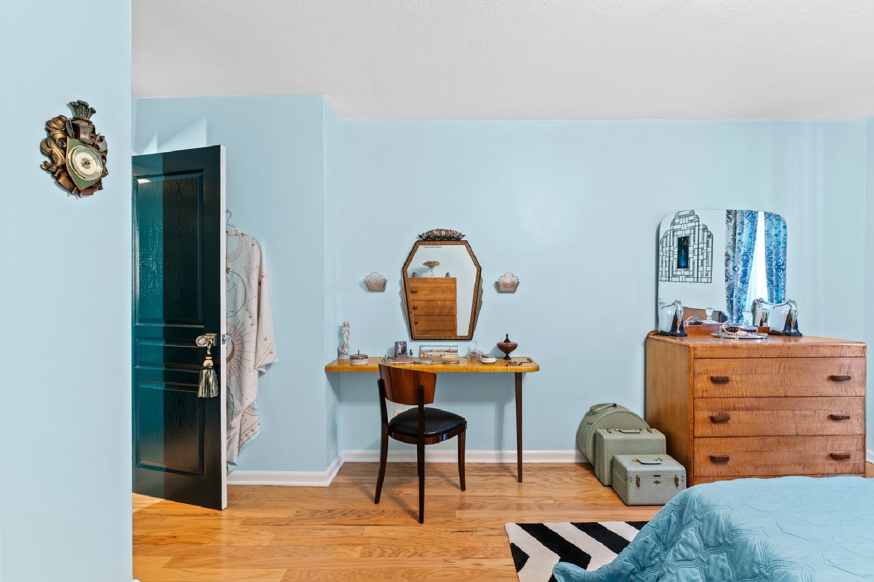 6040 JFK Boulevard East MA