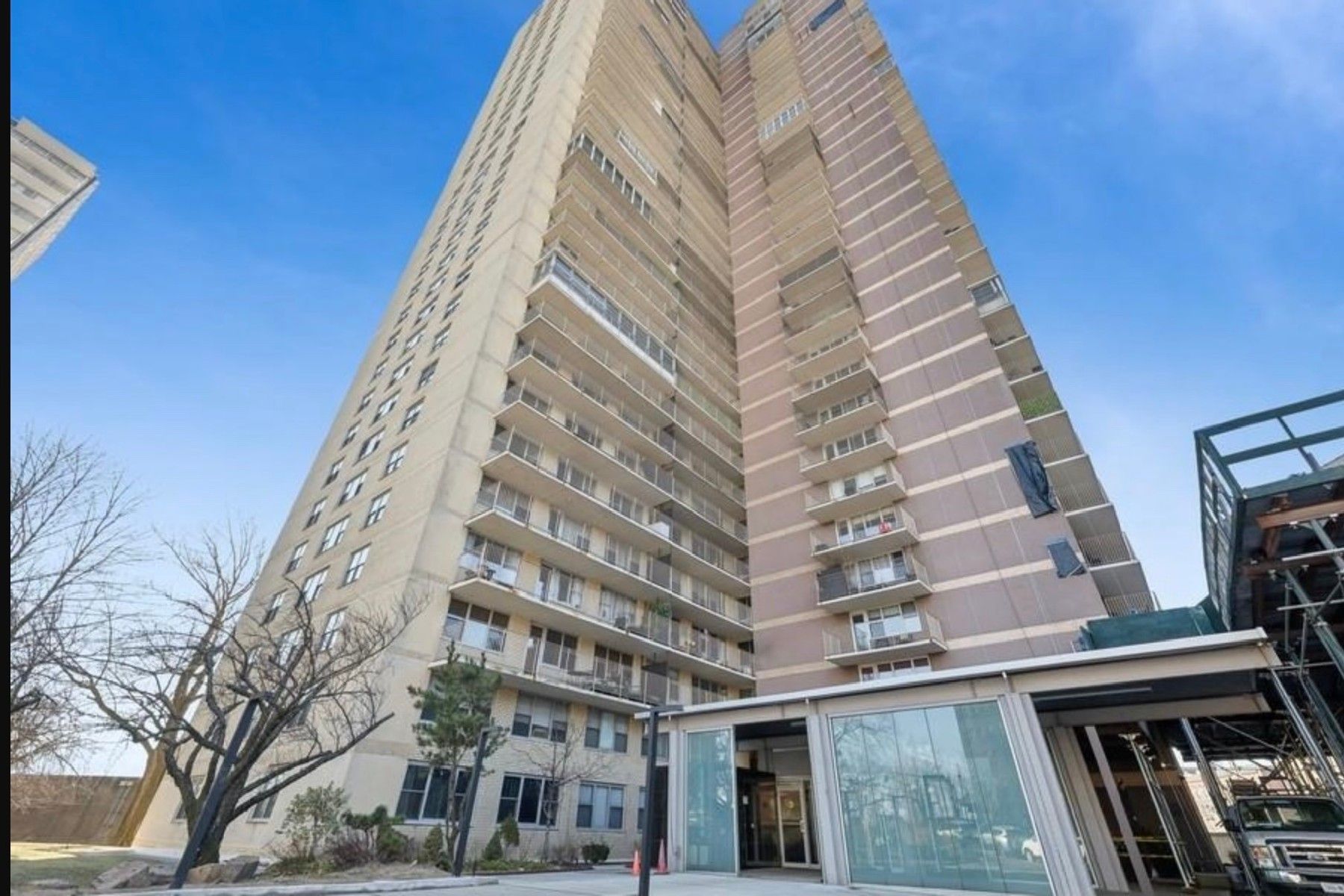 6040 JFK Boulevard East MA