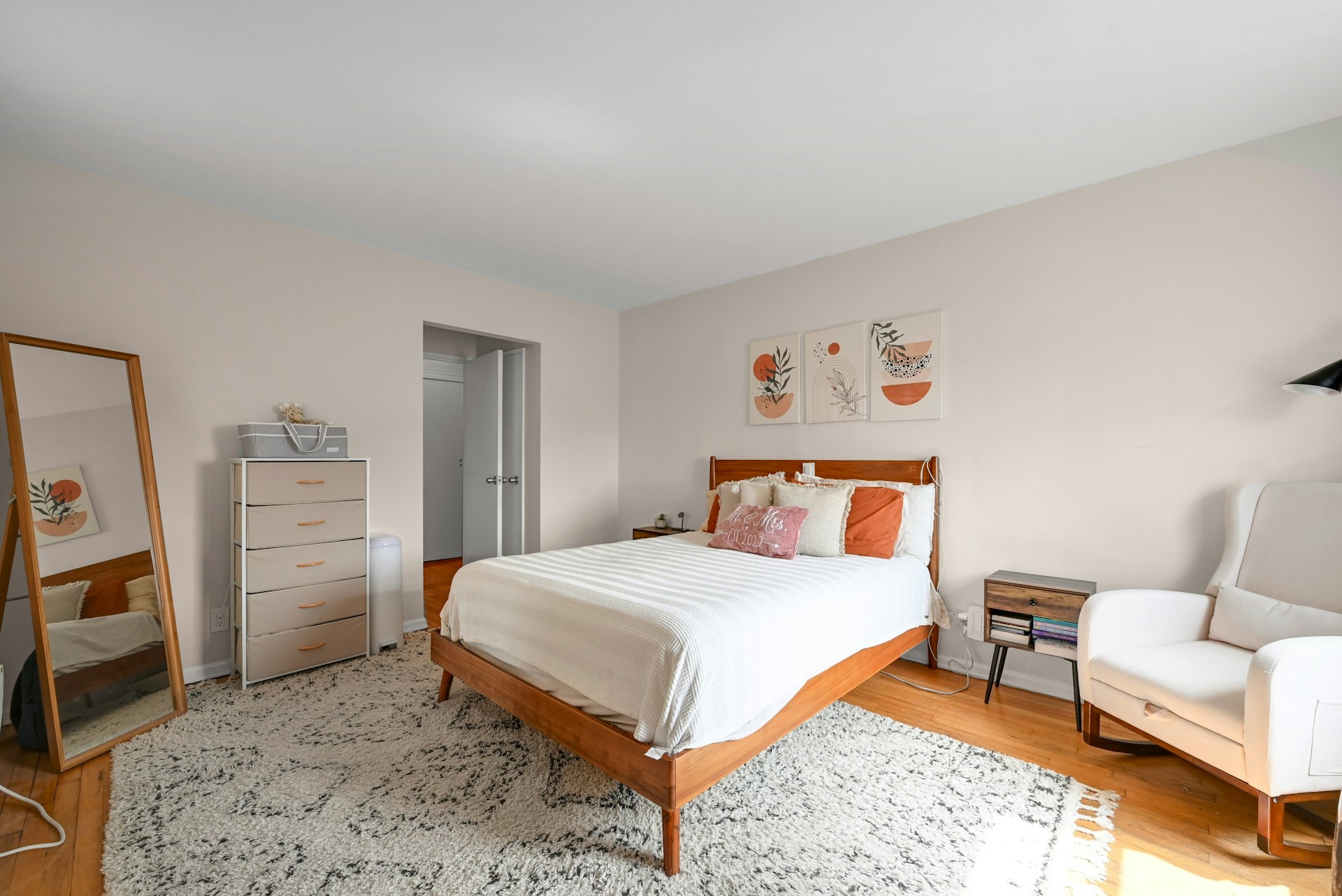 2160 Center Avenue Unit 5R