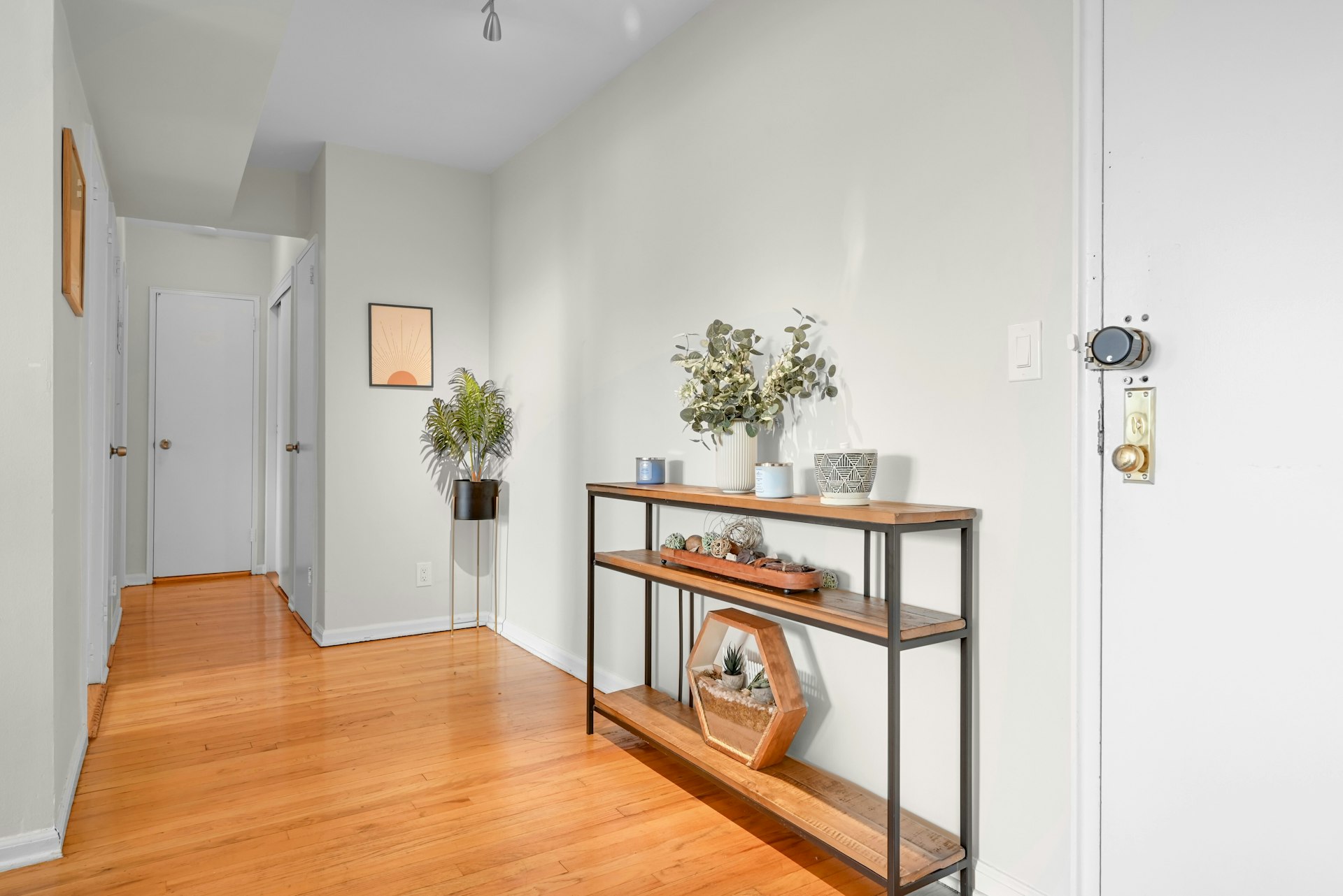 2160 Center Avenue Unit 5R