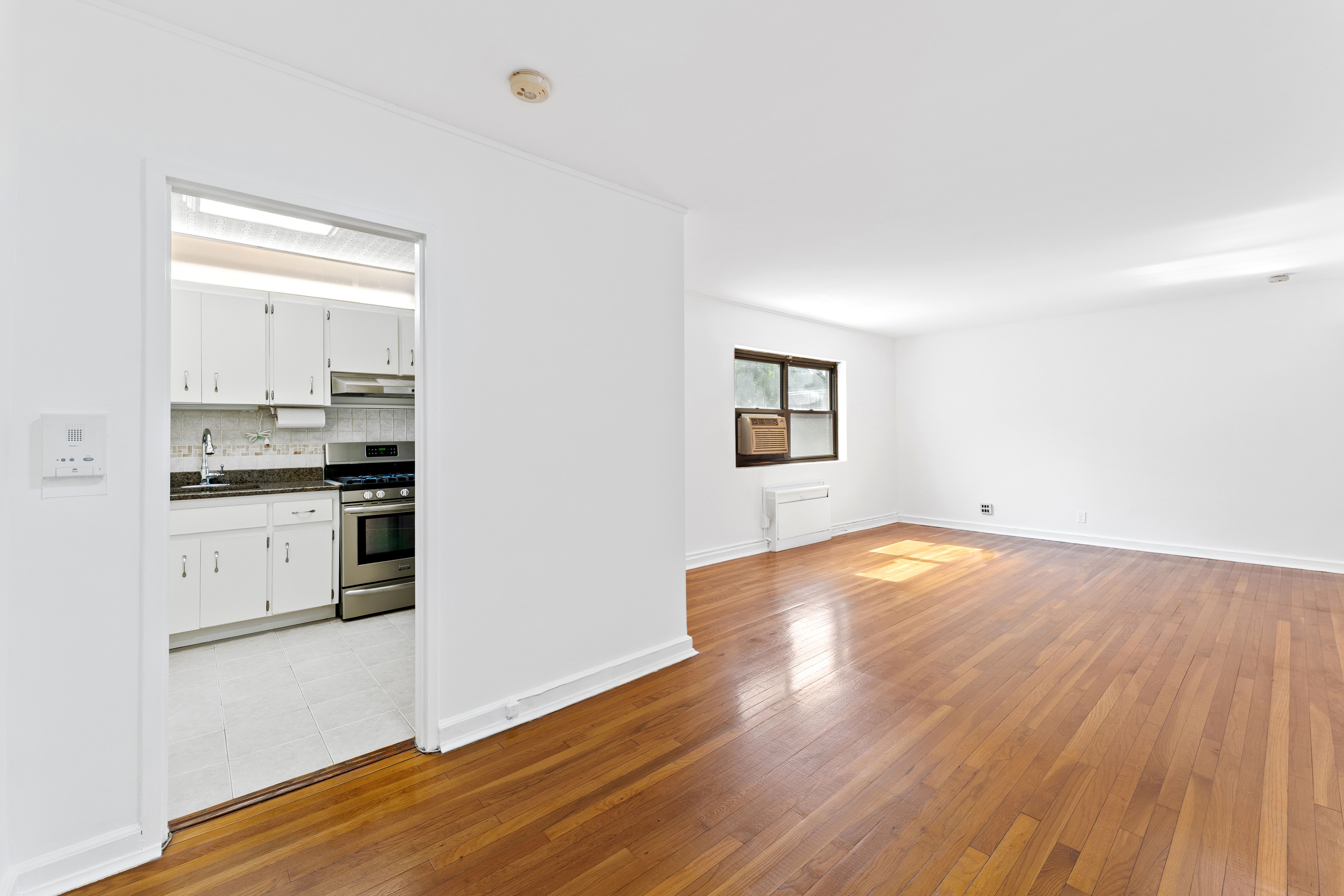 3071 Edwin Avenue #5C 