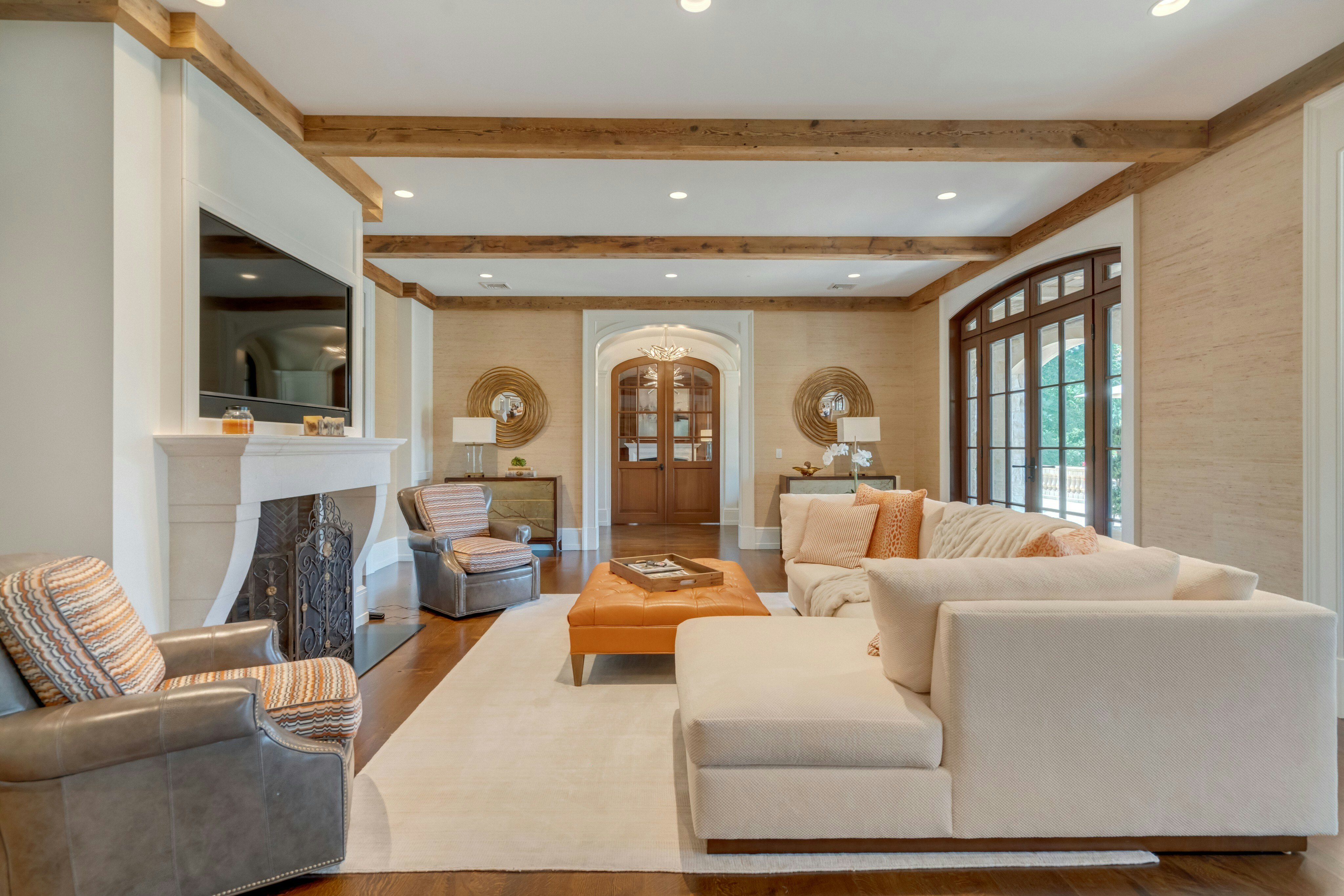 123 East Saddle River Road 