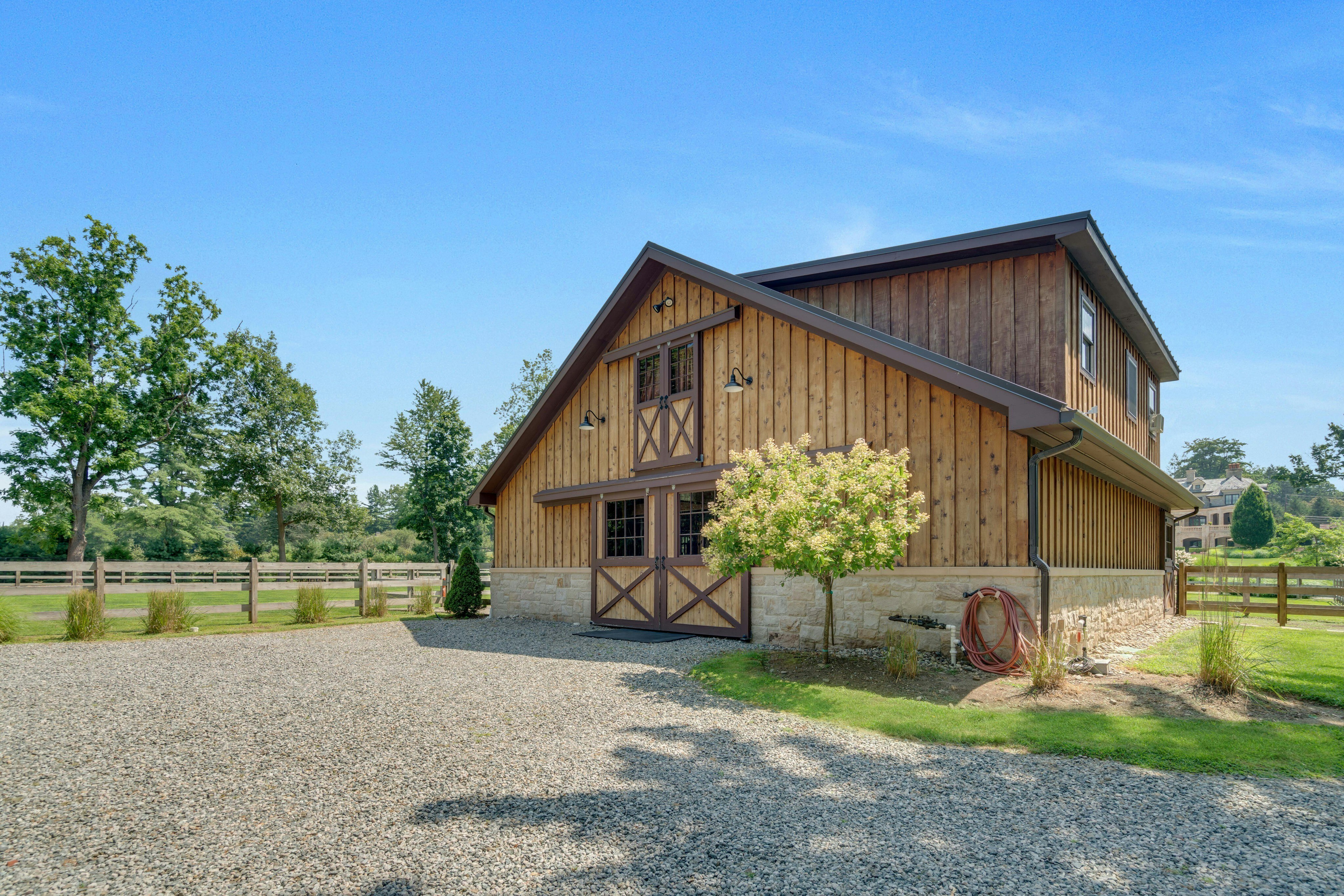 123 East Saddle River Road 