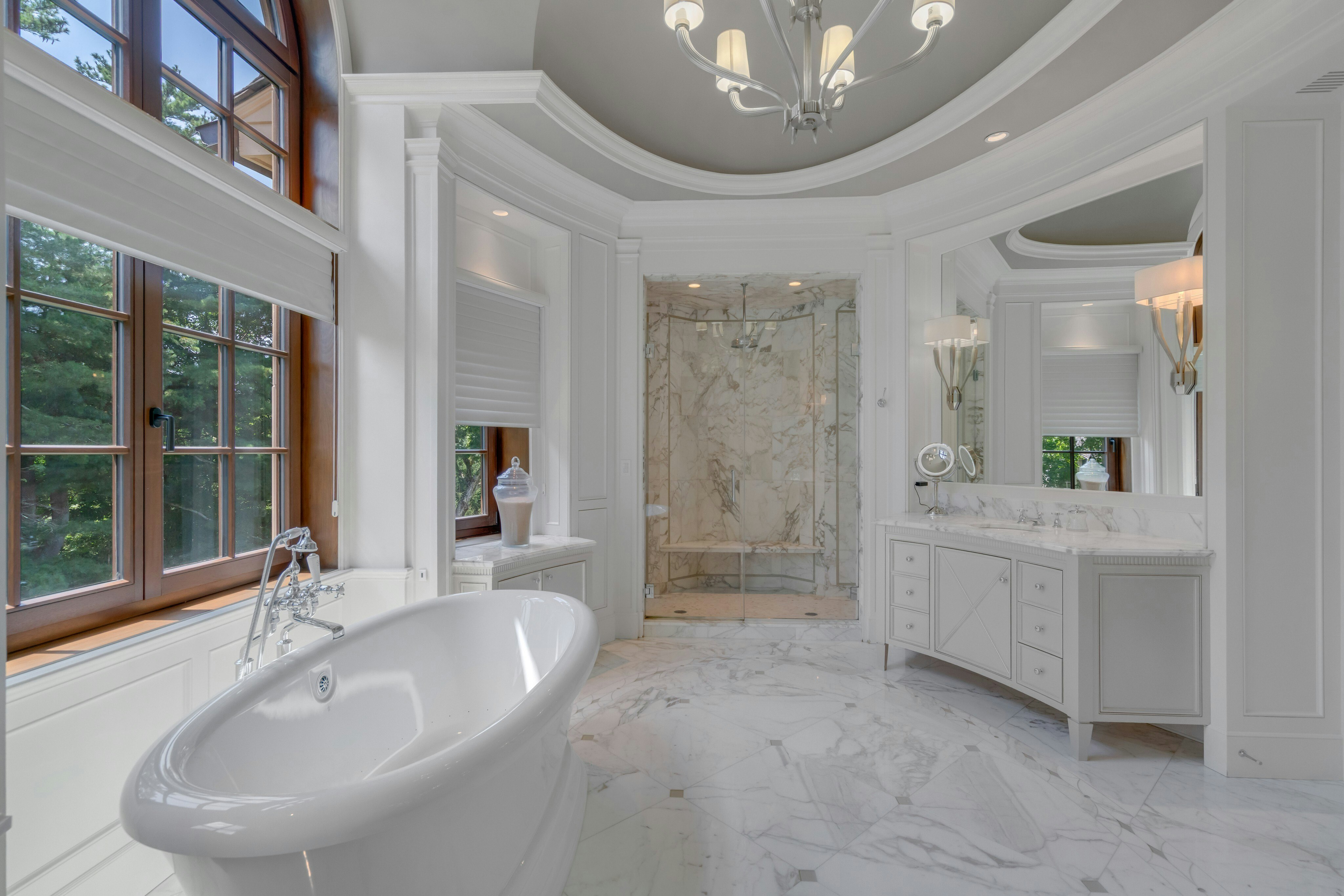 123 East Saddle River Road 