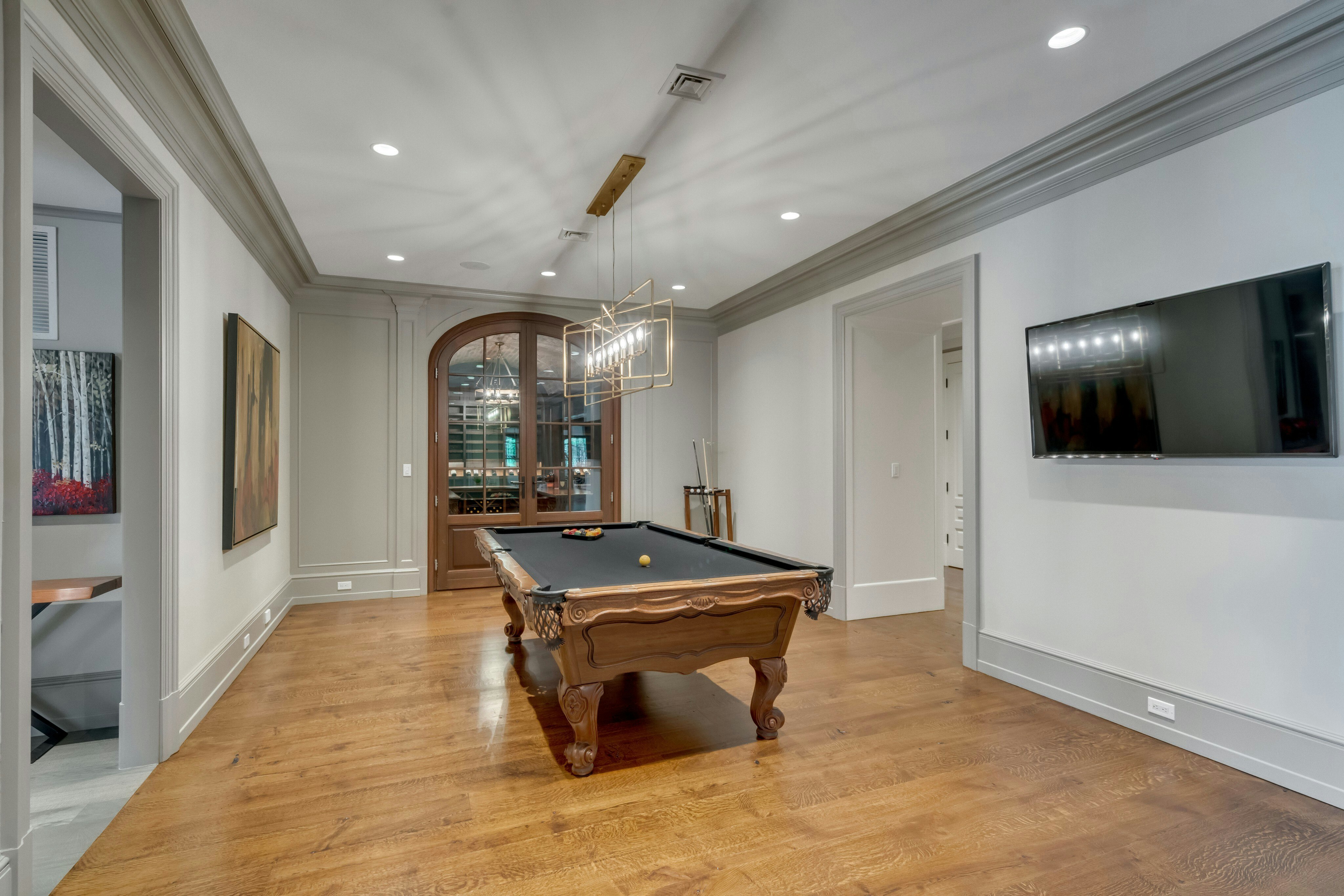 123 East Saddle River Road 