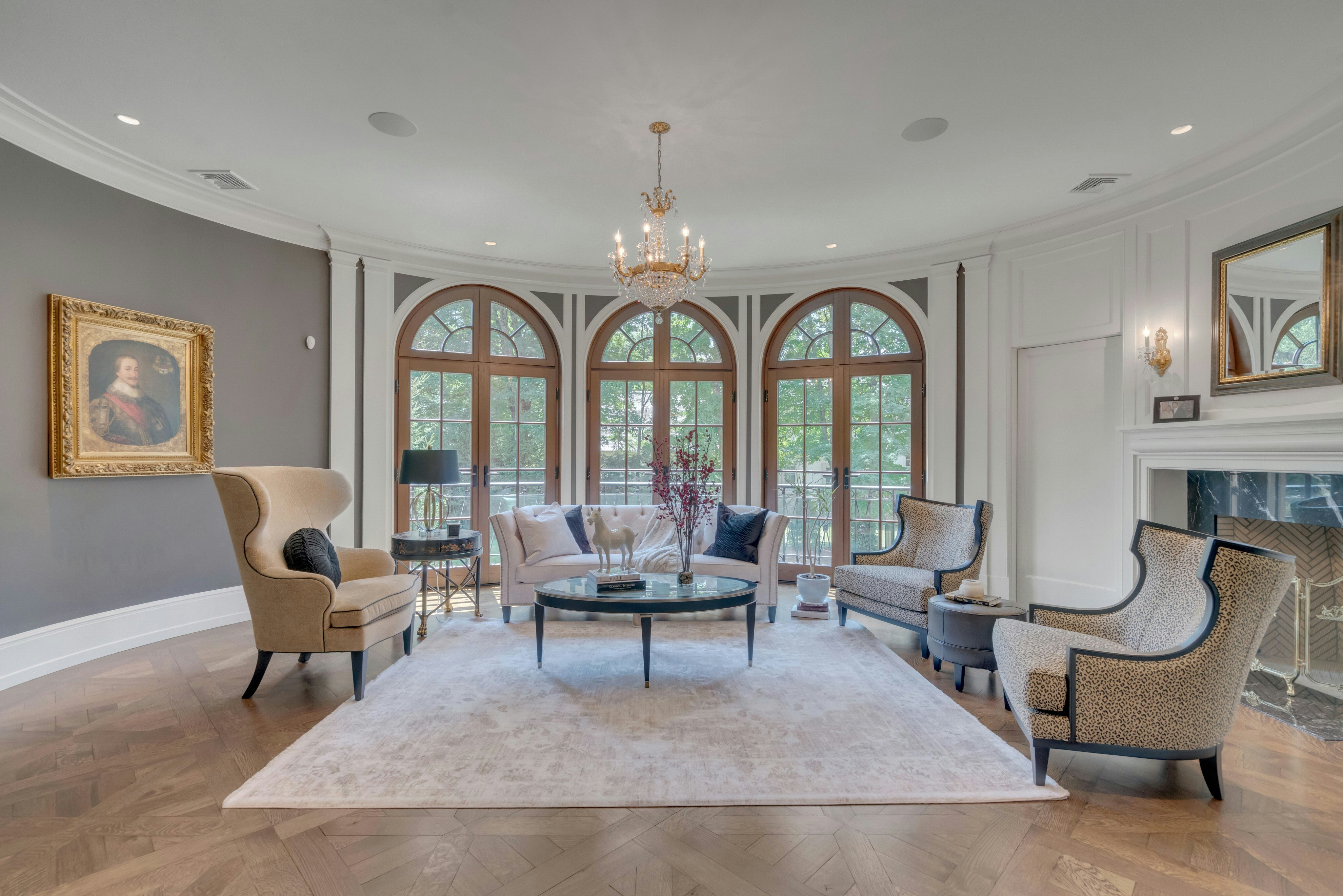 123 East Saddle River Road 