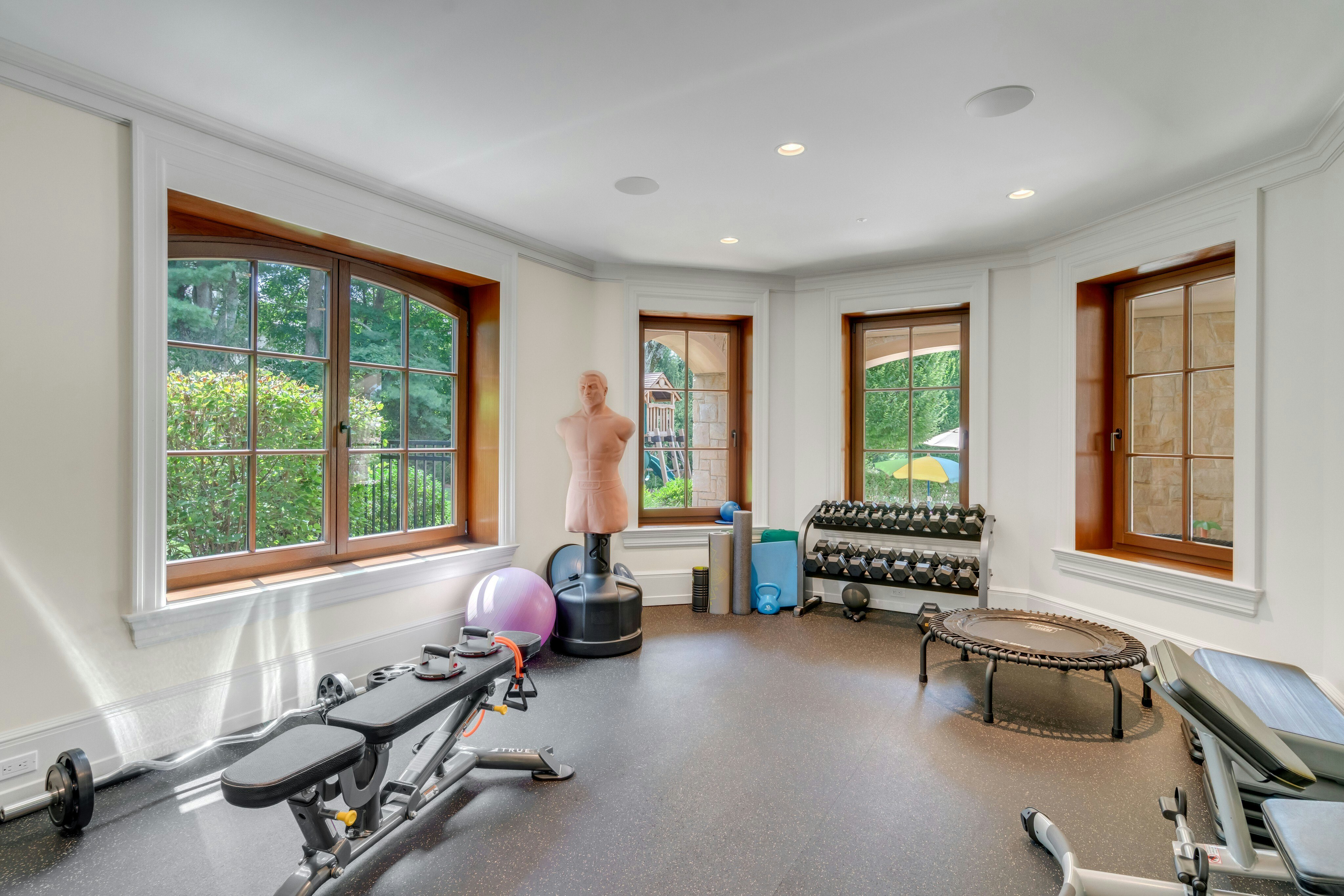 123 East Saddle River Road 