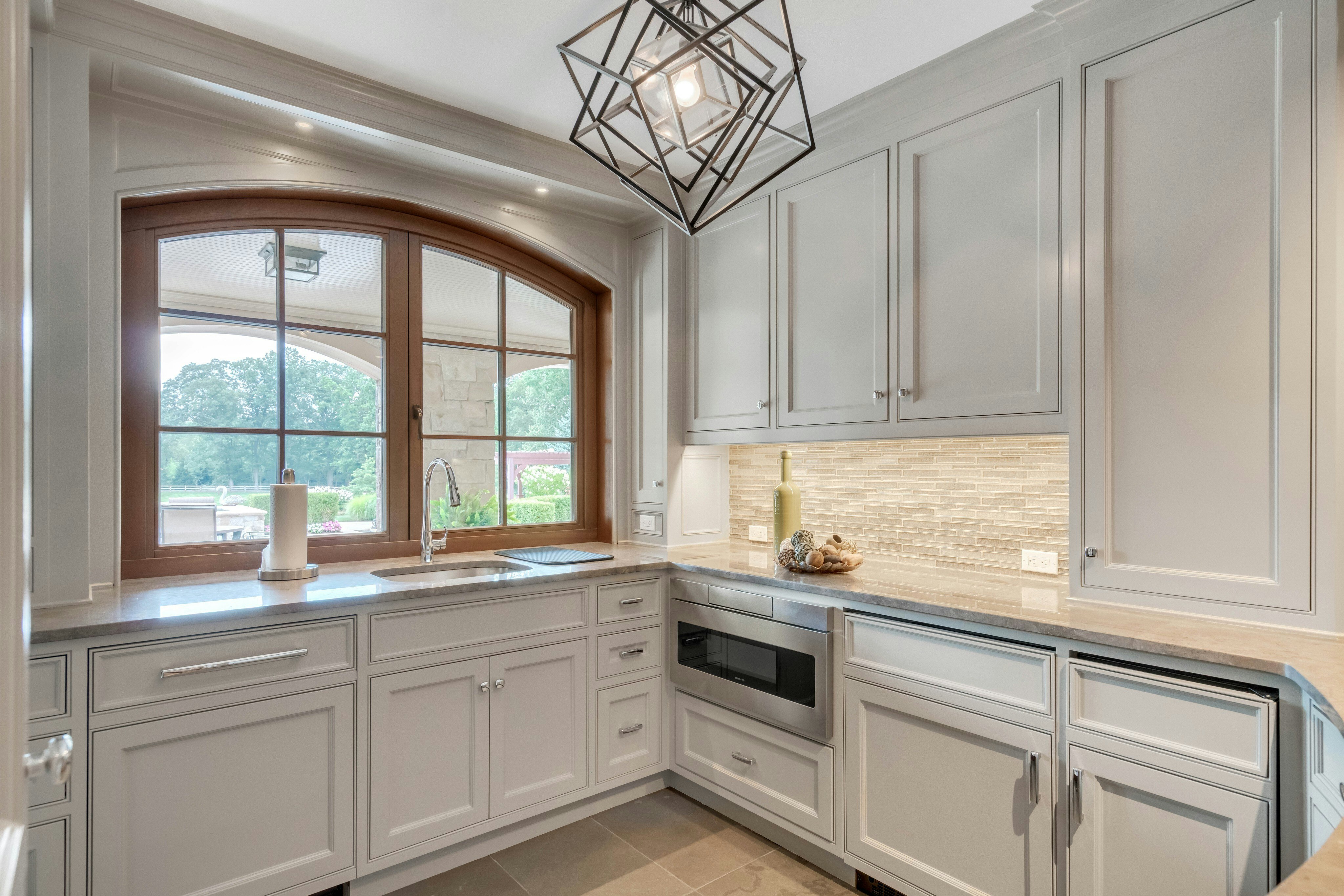 123 East Saddle River Road 