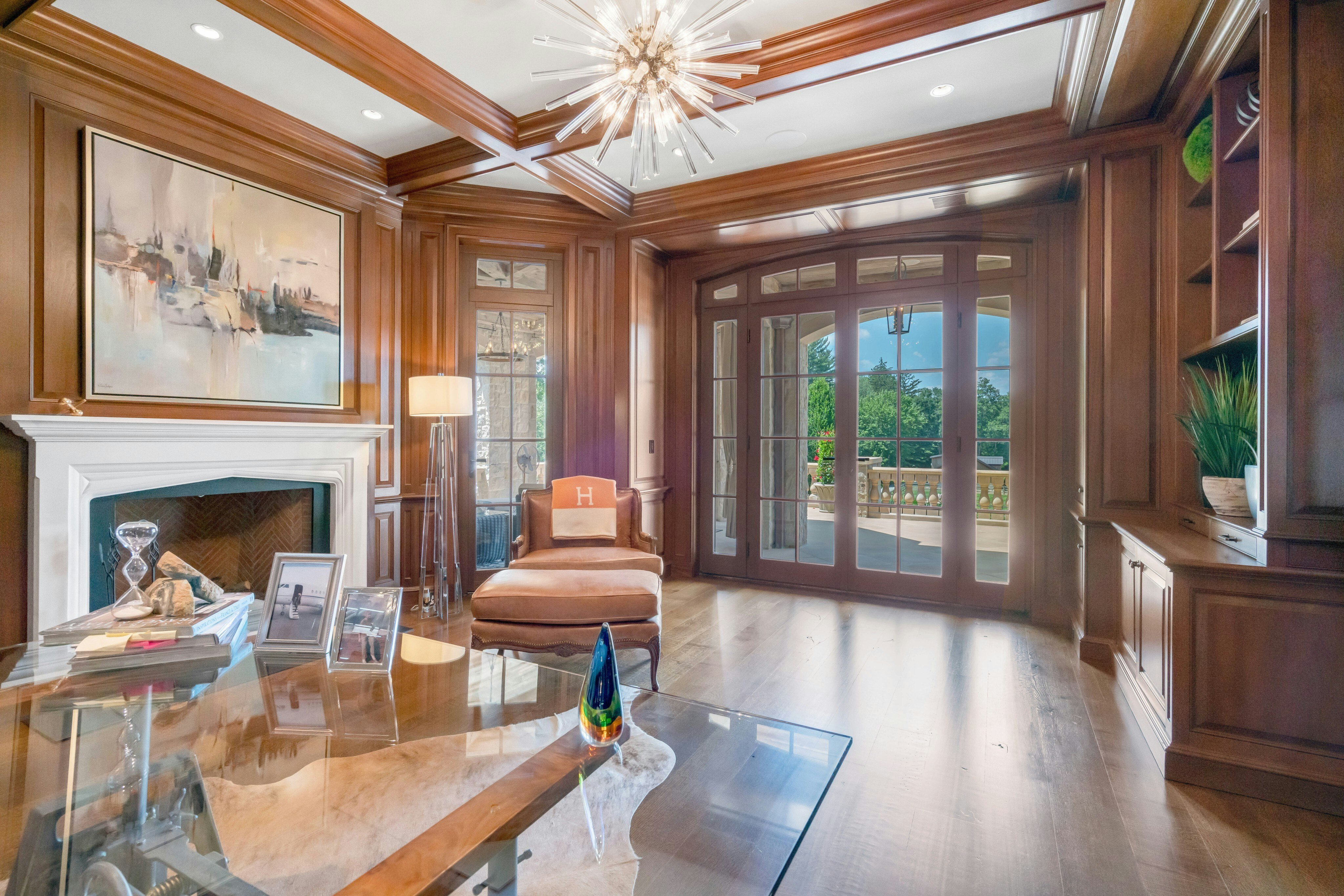 123 East Saddle River Road 