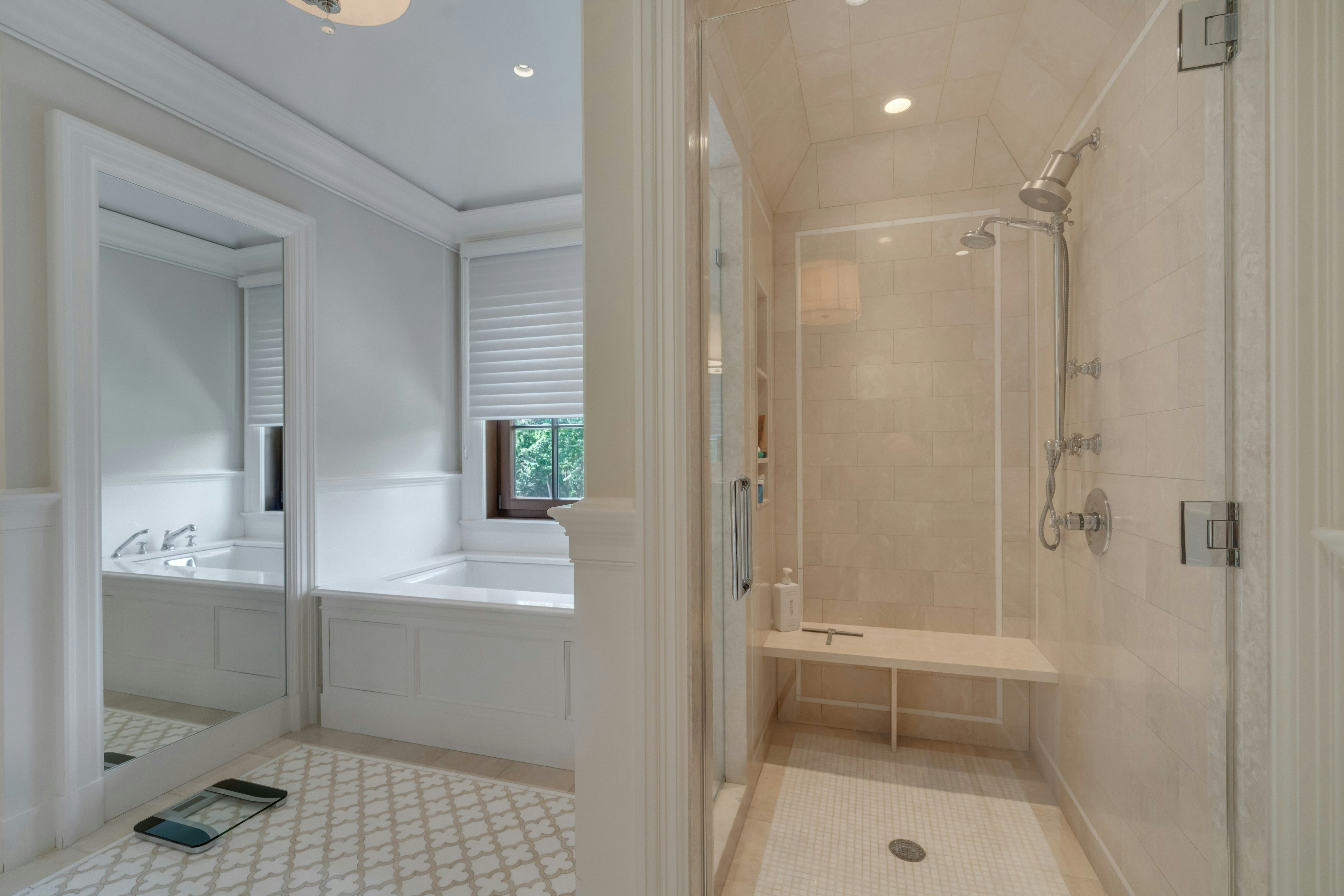 123 East Saddle River Road 