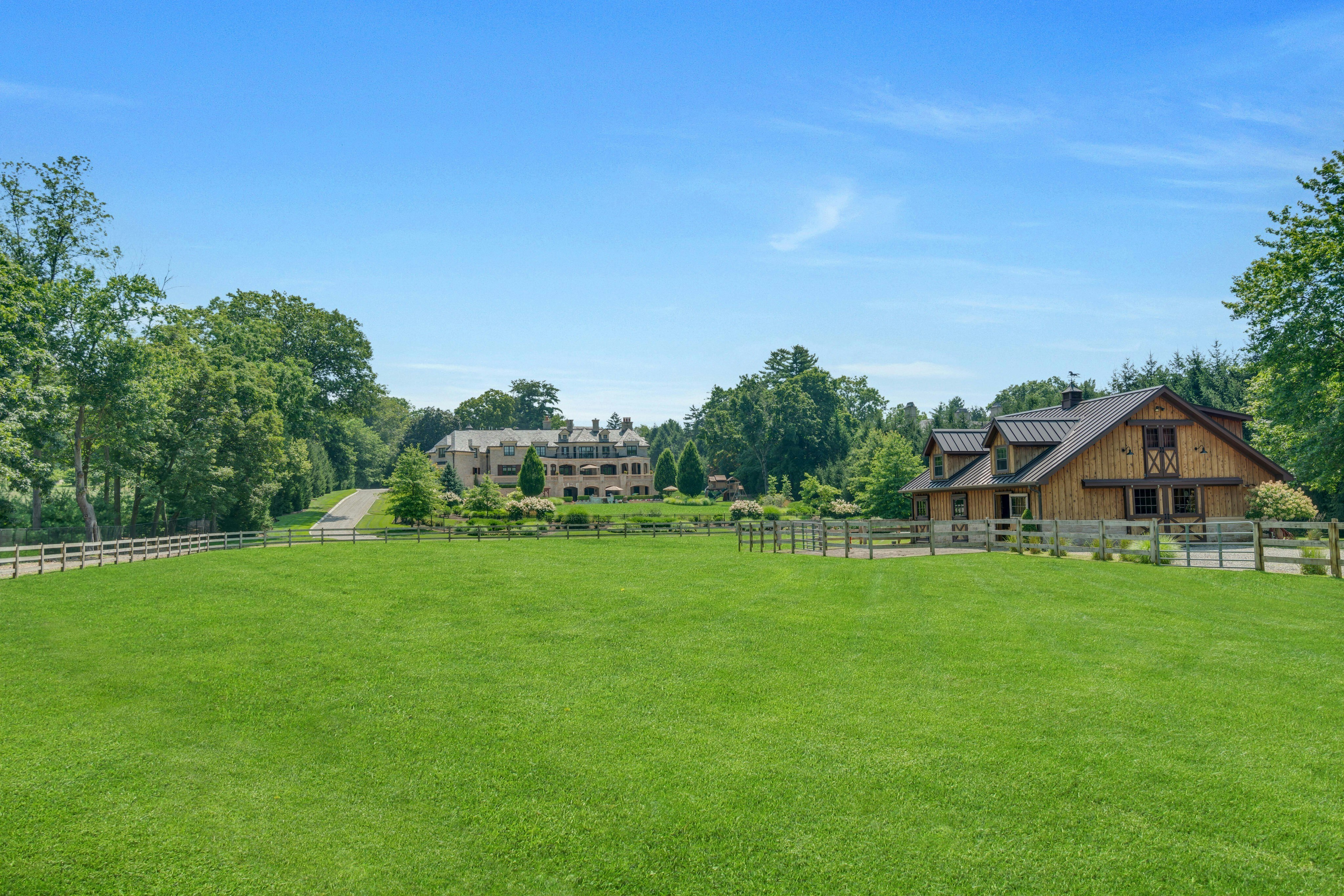 123 East Saddle River Road 