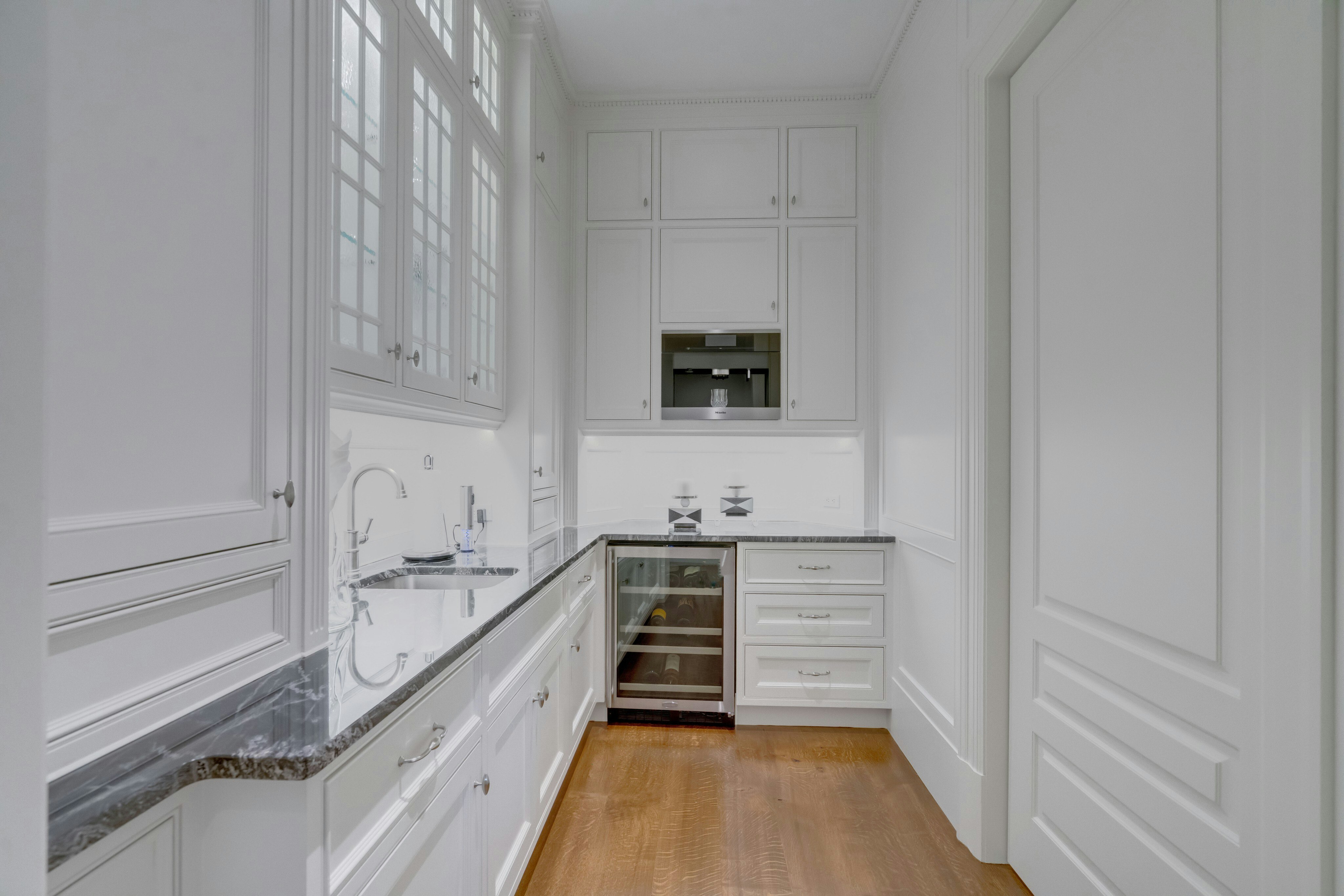 123 East Saddle River Road 