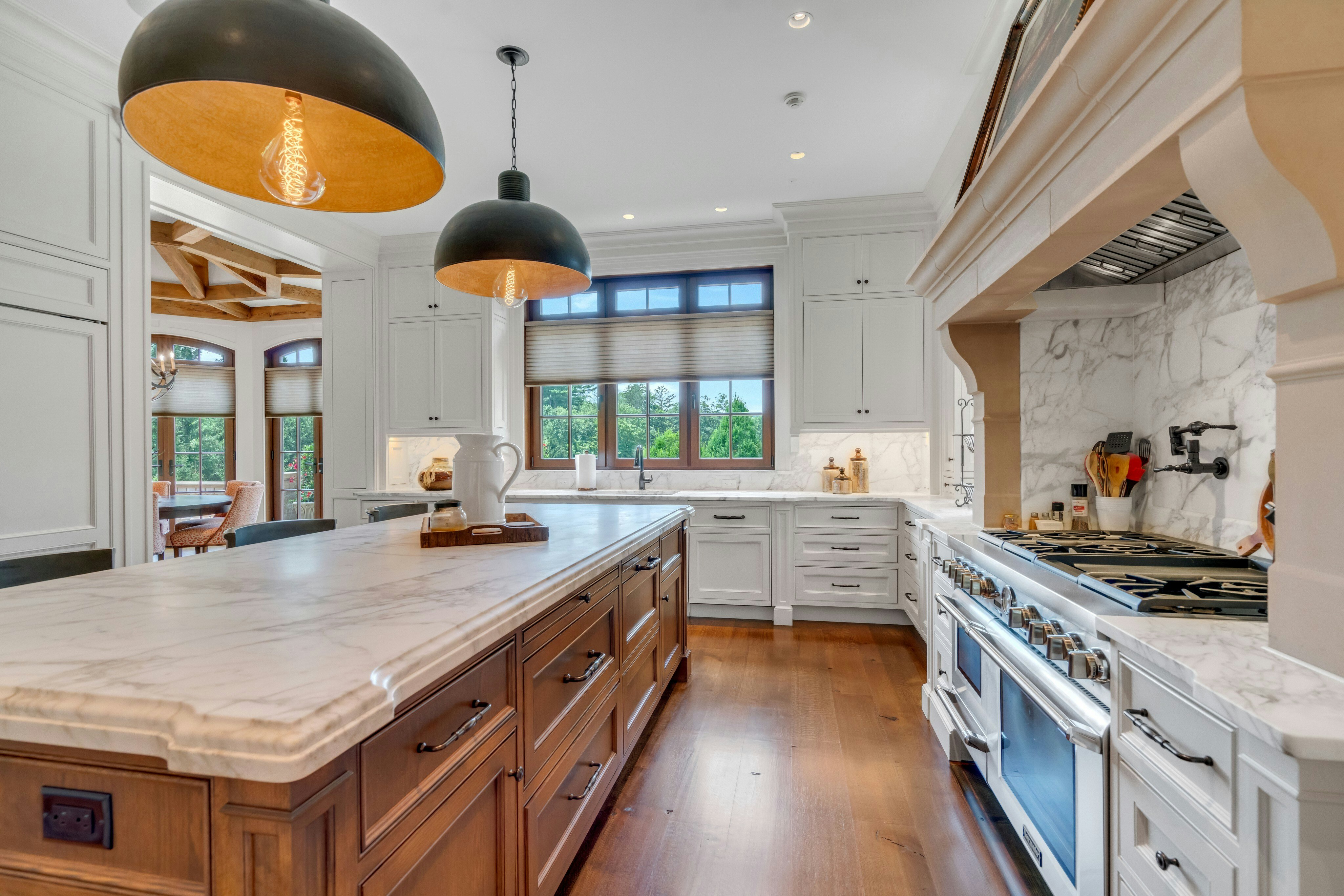 123 East Saddle River Road 