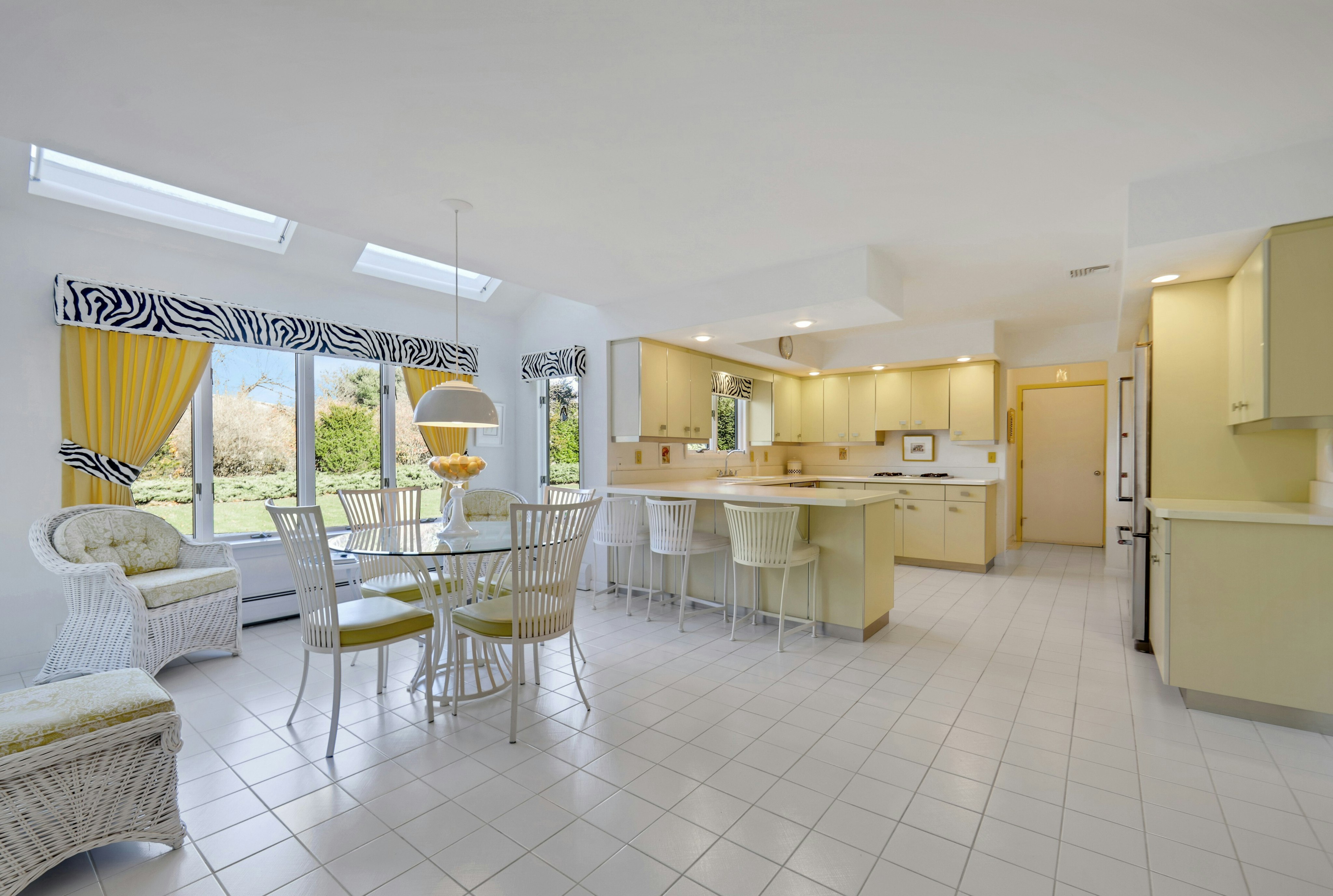 300 Forsythia Court 