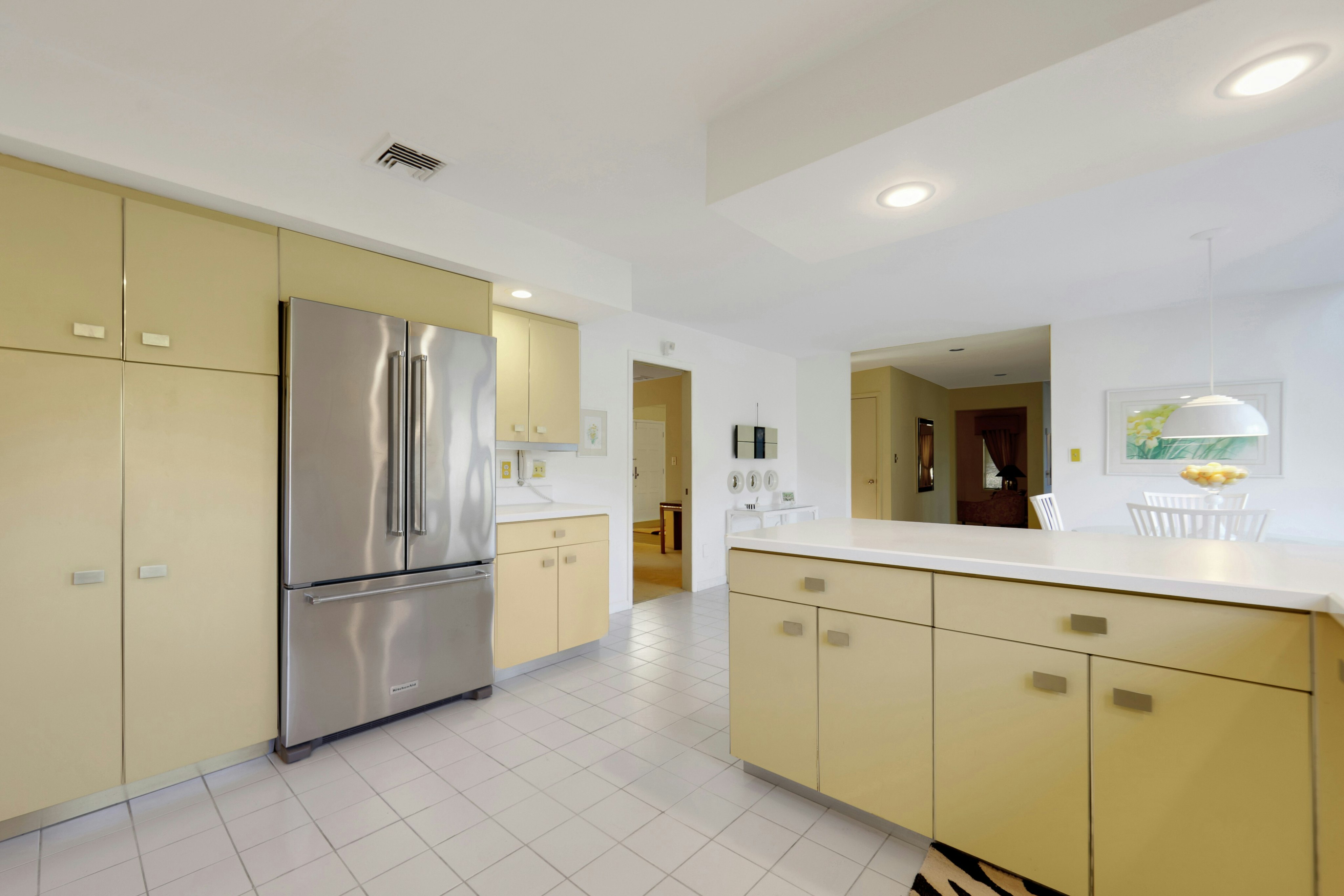 300 Forsythia Court 