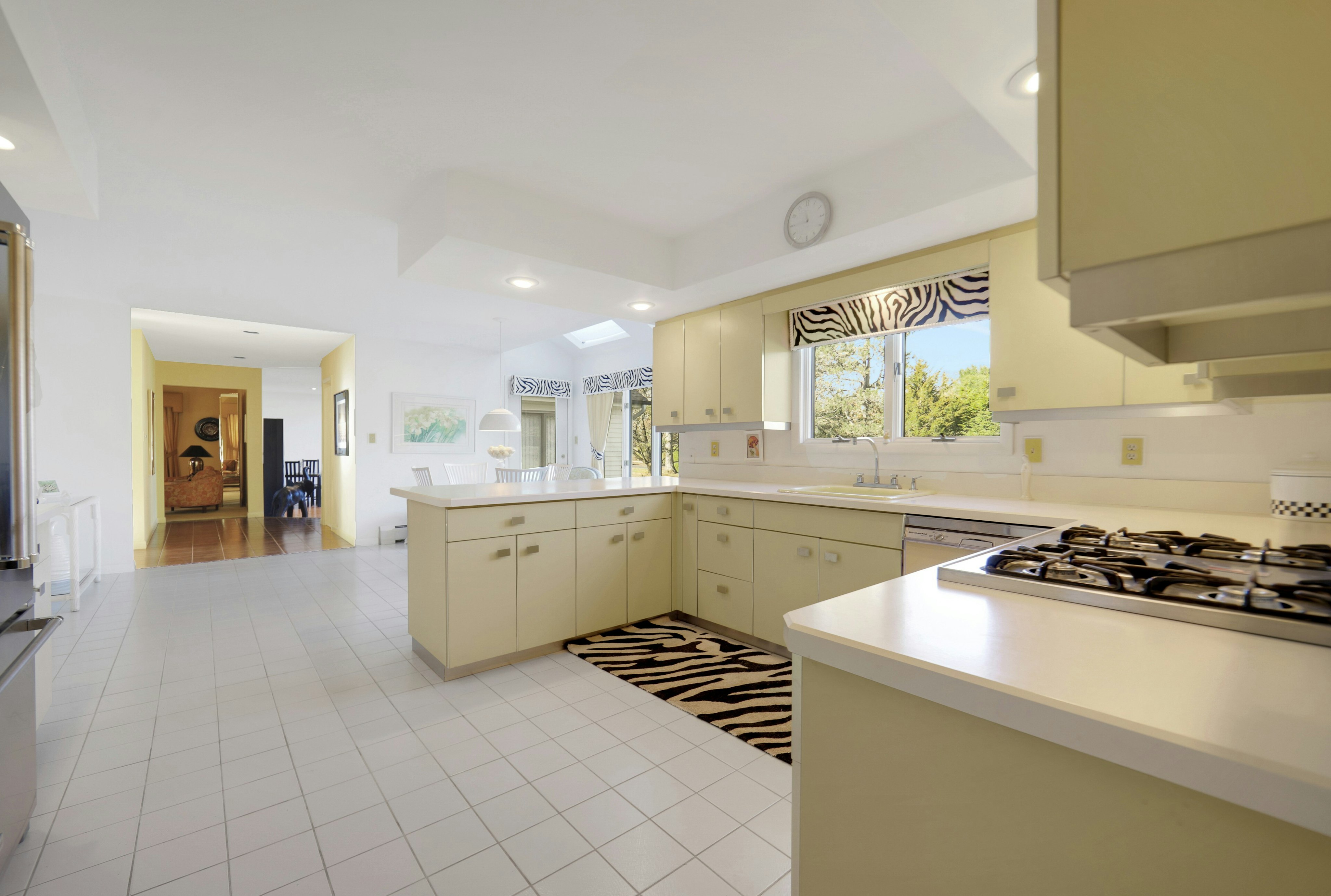 300 Forsythia Court 